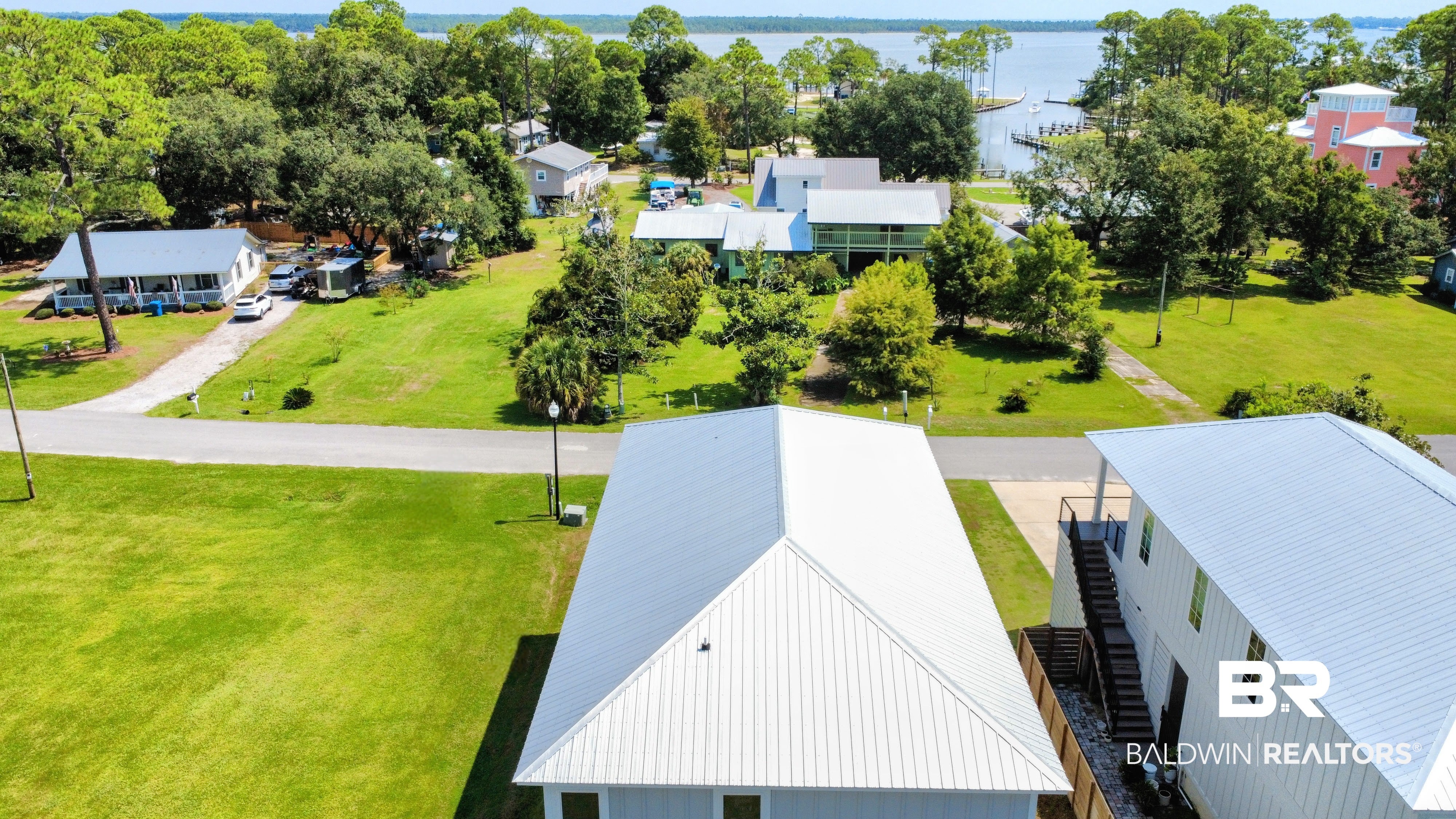 27094 Magnolia Dr, Orange Beach, AL 36561 photo