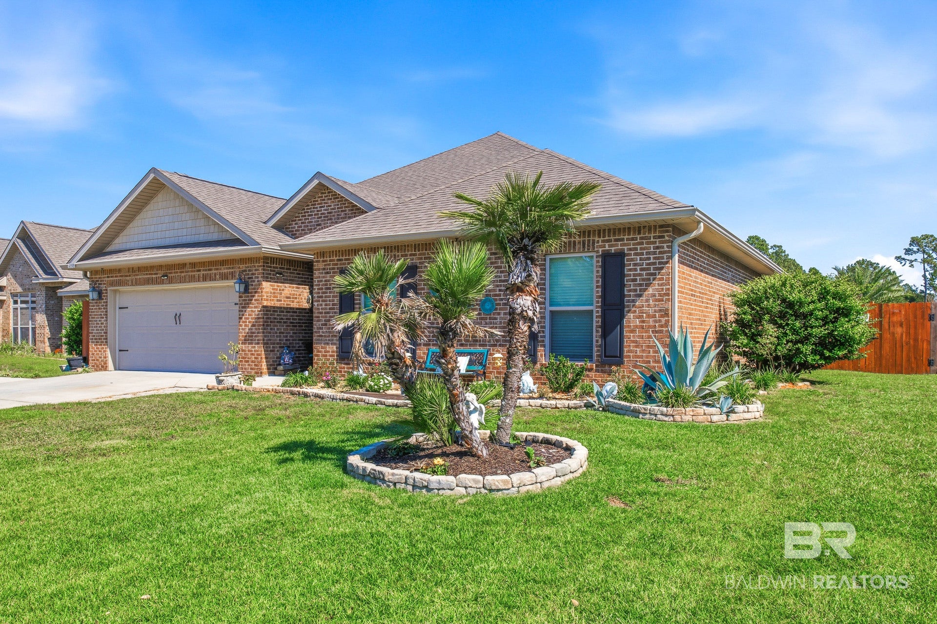 6050 Cobblestone Ct, Gulf Shores, AL 36542 photo