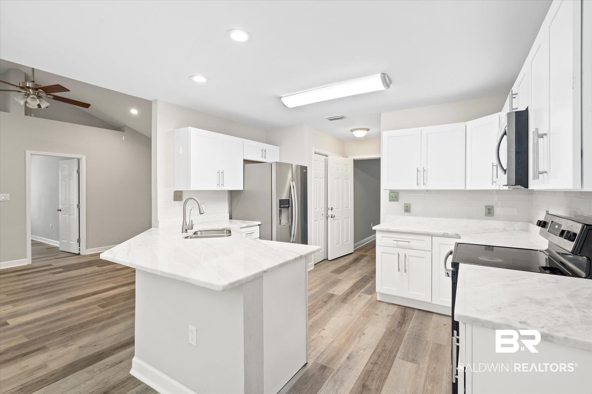 4625 Pine Blvd, Orange Beach, AL 36561 photo