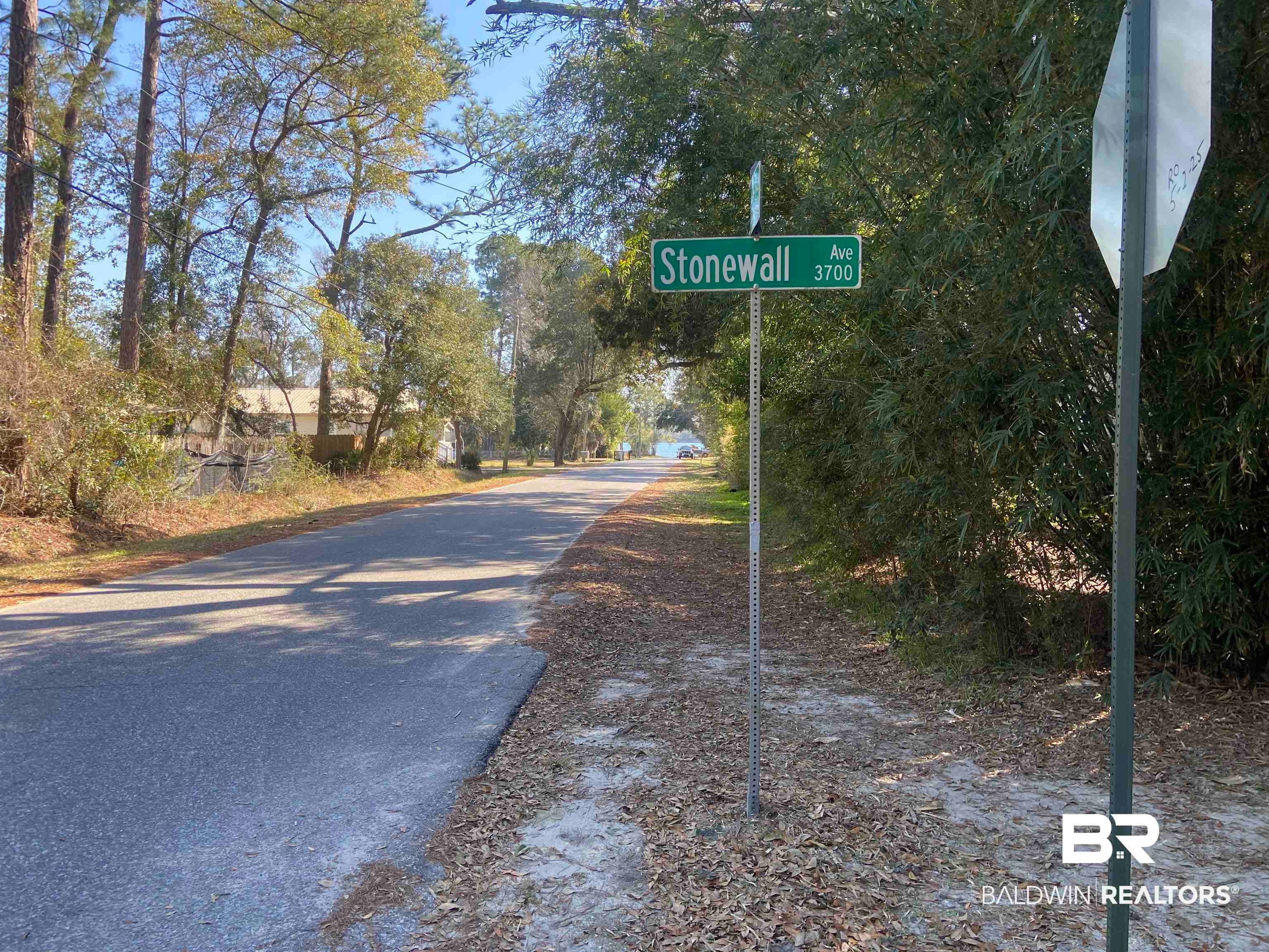3710 Stonewall Ave, Pensacola, FL 32507 photo