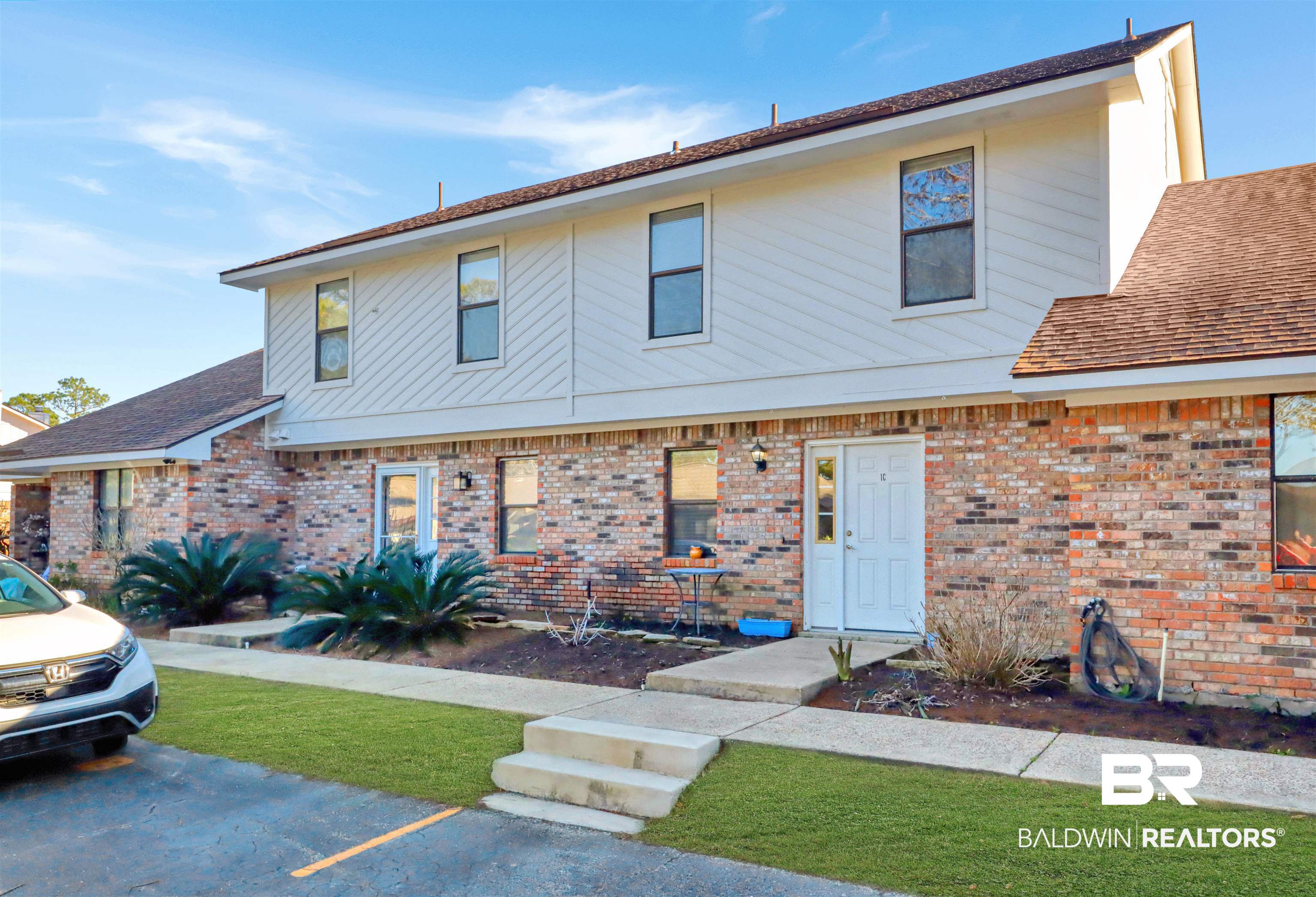 328 Clubhouse Dr, Gulf Shores, AL 36542
