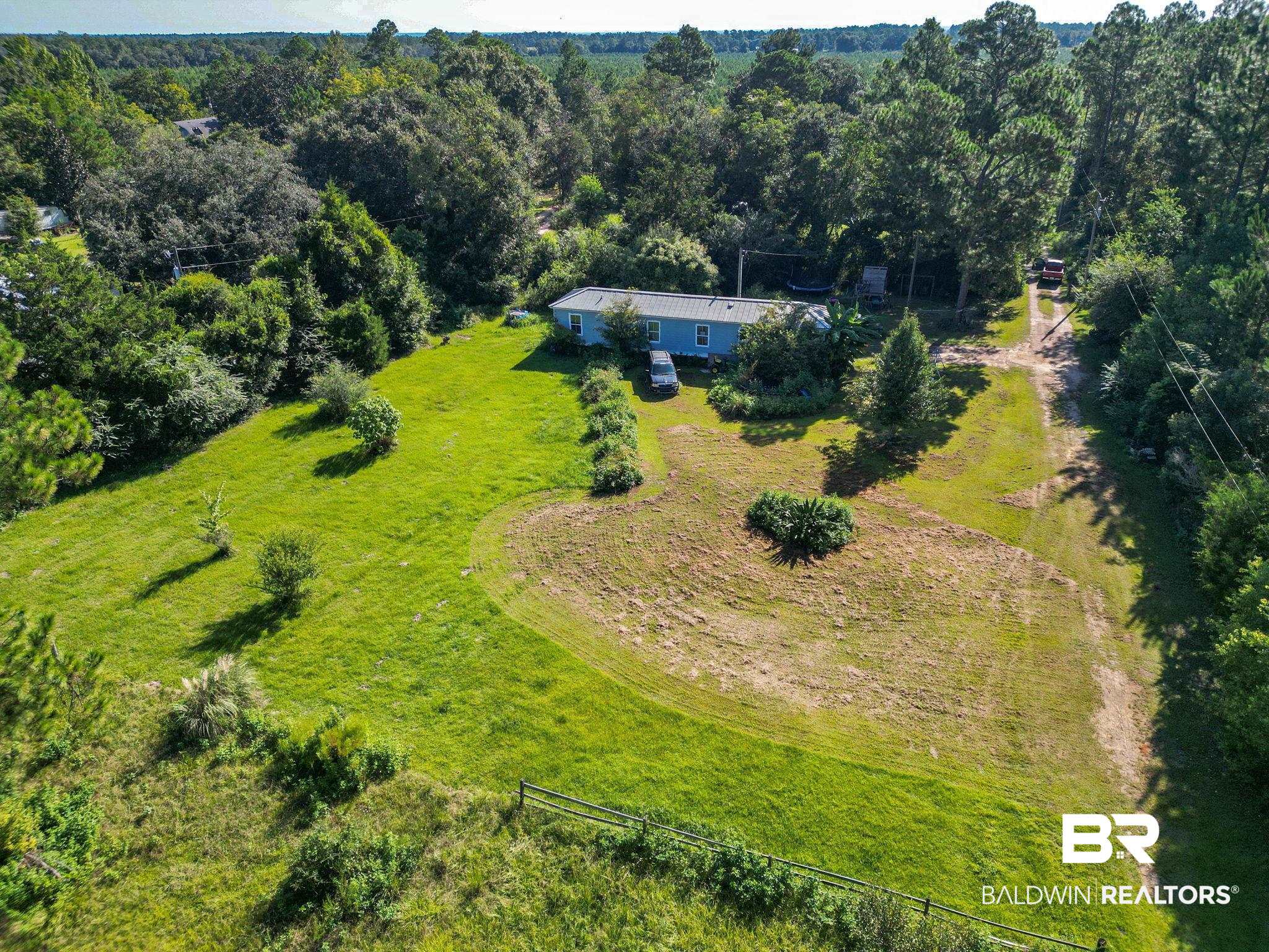 32465 Jay Kee Ln, Elberta, AL 36530 photo