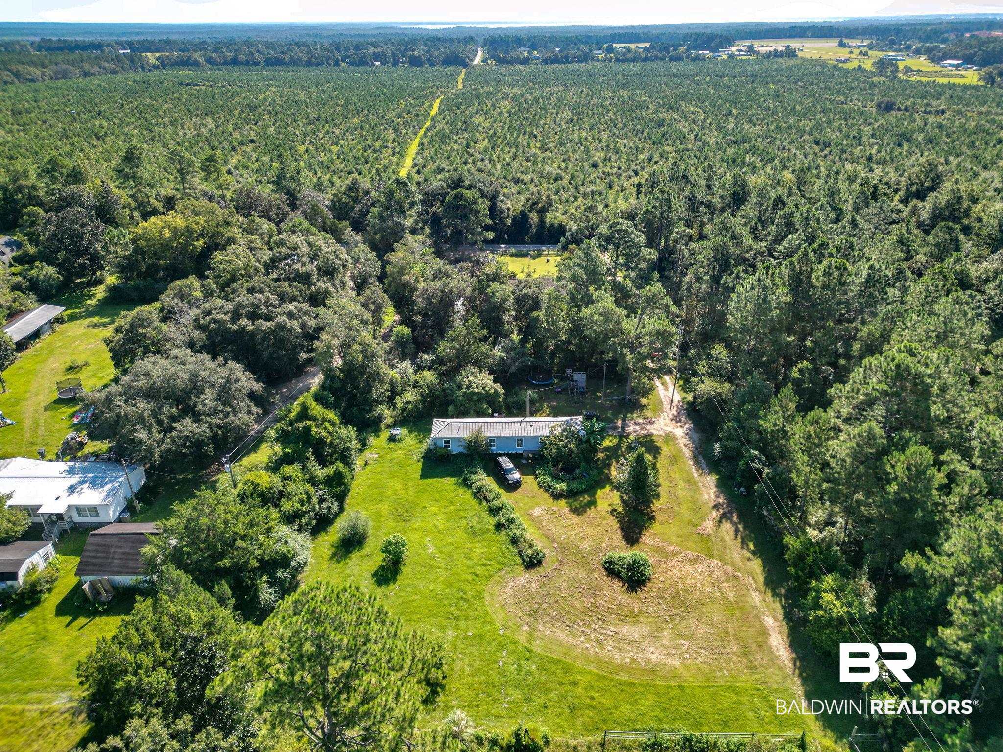 32465 Jay Kee Ln, Elberta, AL 36530 photo