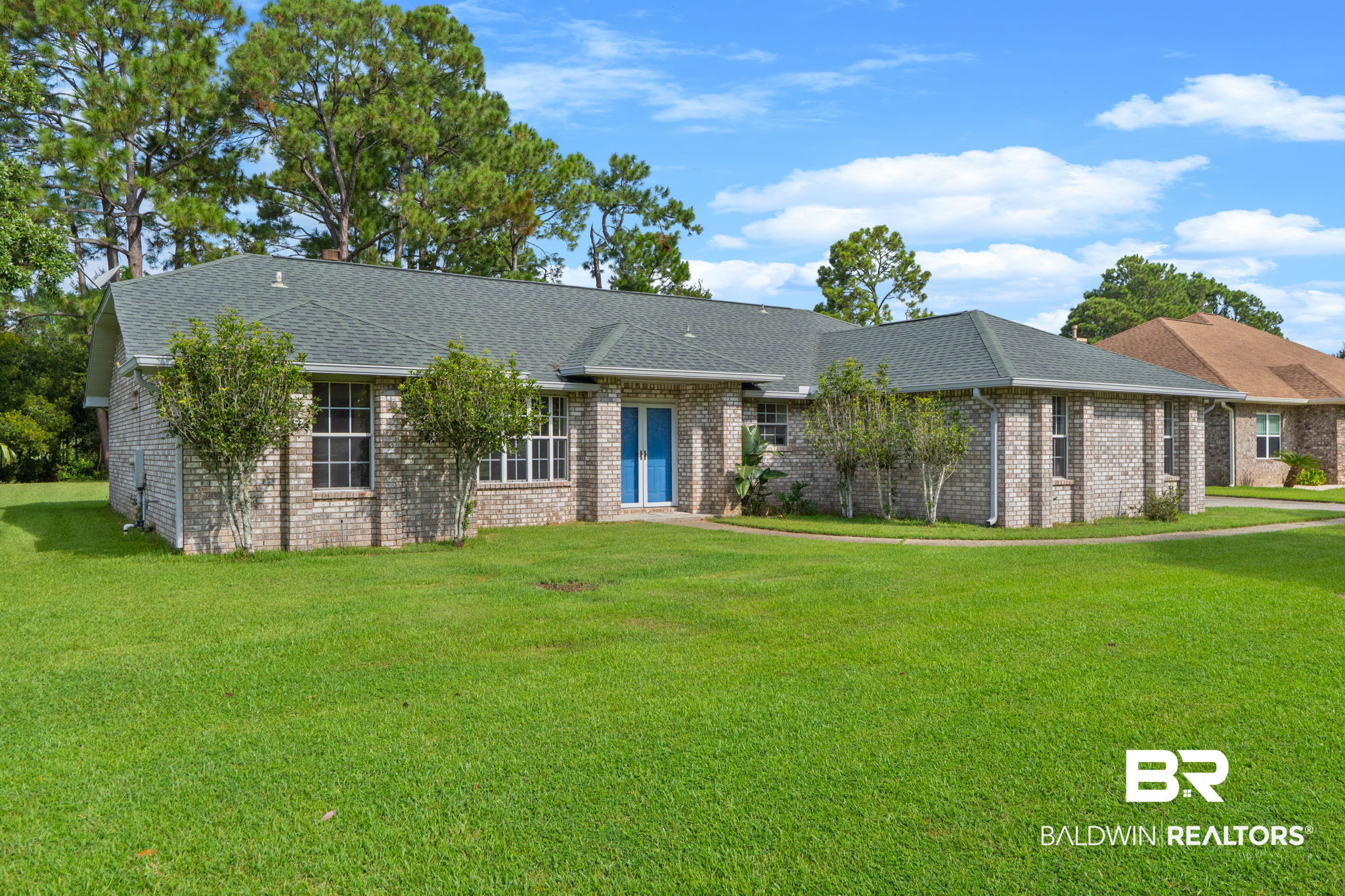 5007 Shoshone Dr, Pensacola, FL 32507 photo