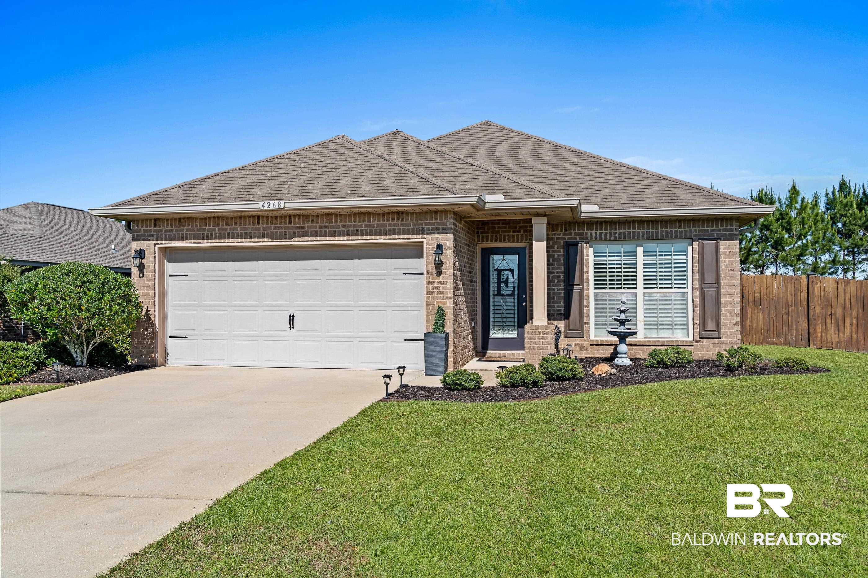 4268 Birkdale St, Gulf Shores, AL 36542