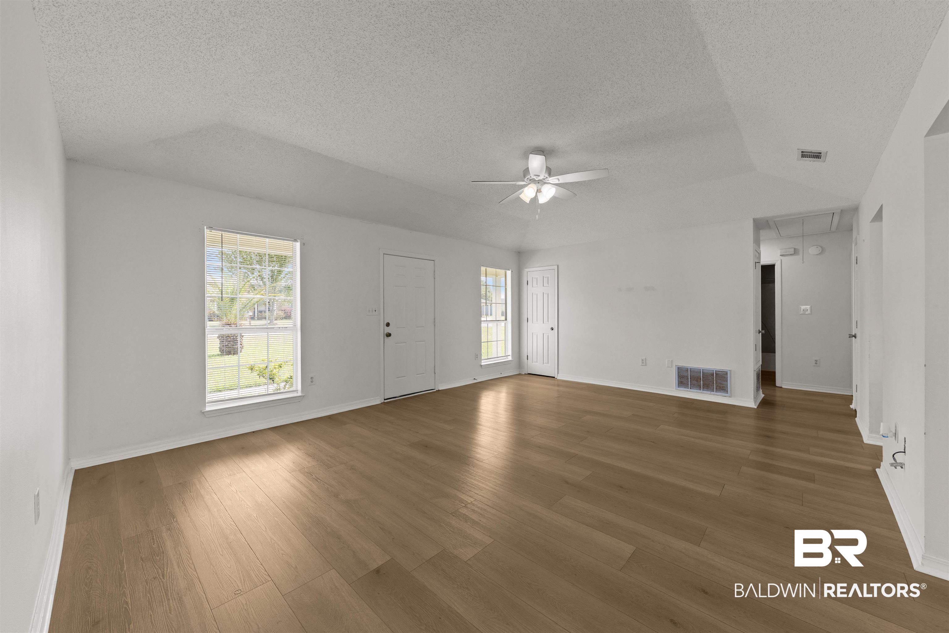 18979 Dalewood Cir, Robertsdale, AL 36567 photo