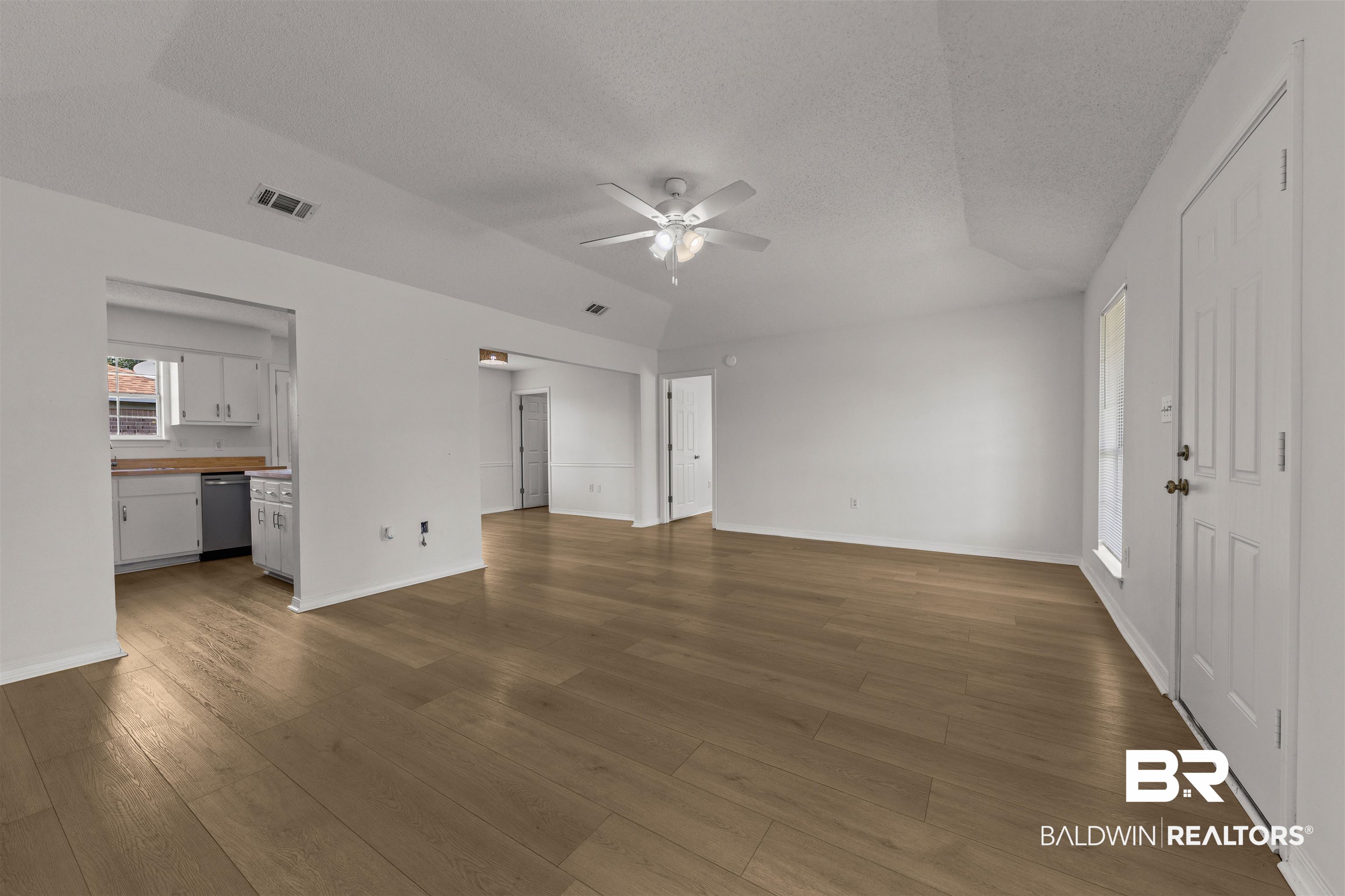 18979 Dalewood Cir, Robertsdale, AL 36567 photo