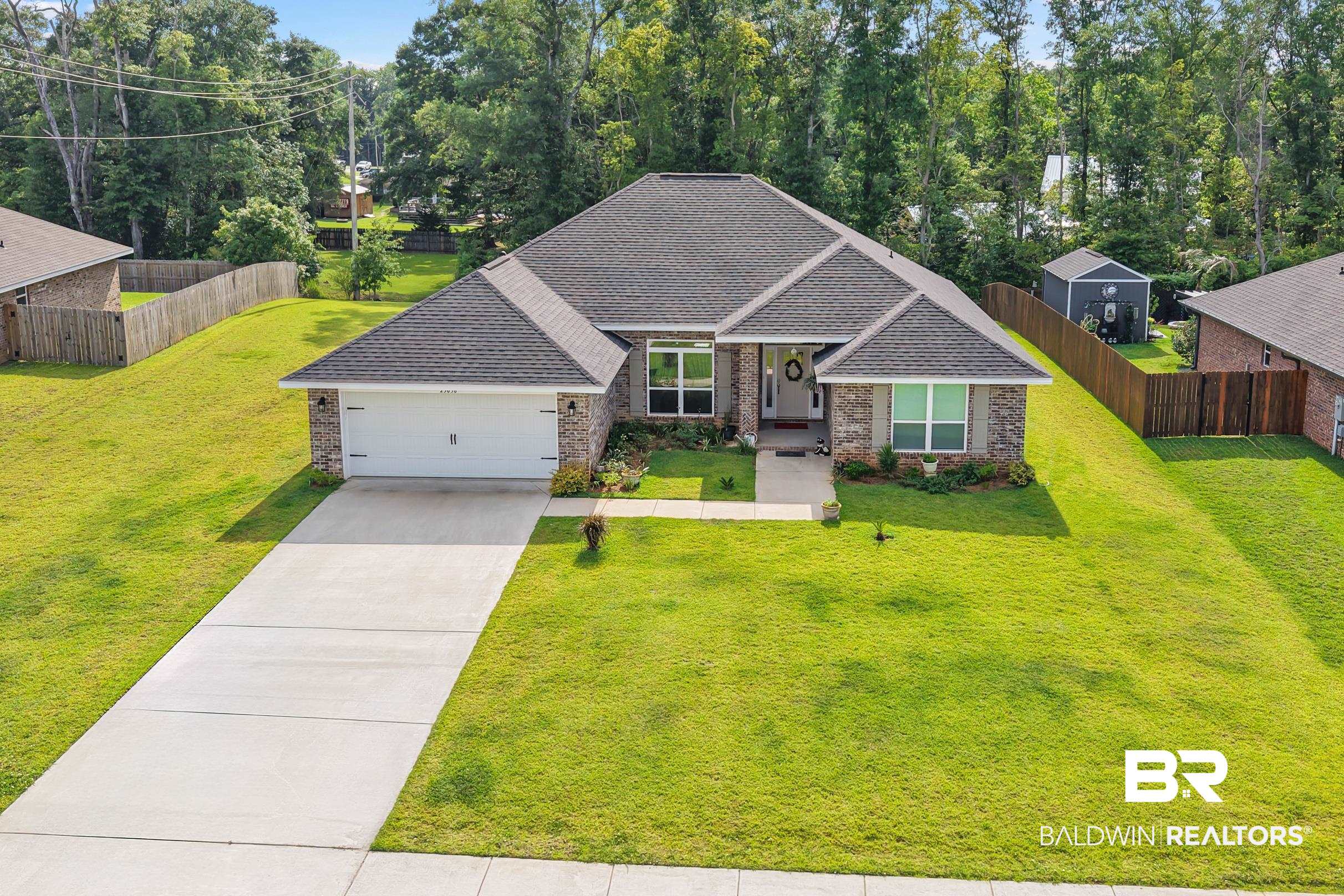 23038 Ridgewood Dr, Robertsdale, AL 36567 photo