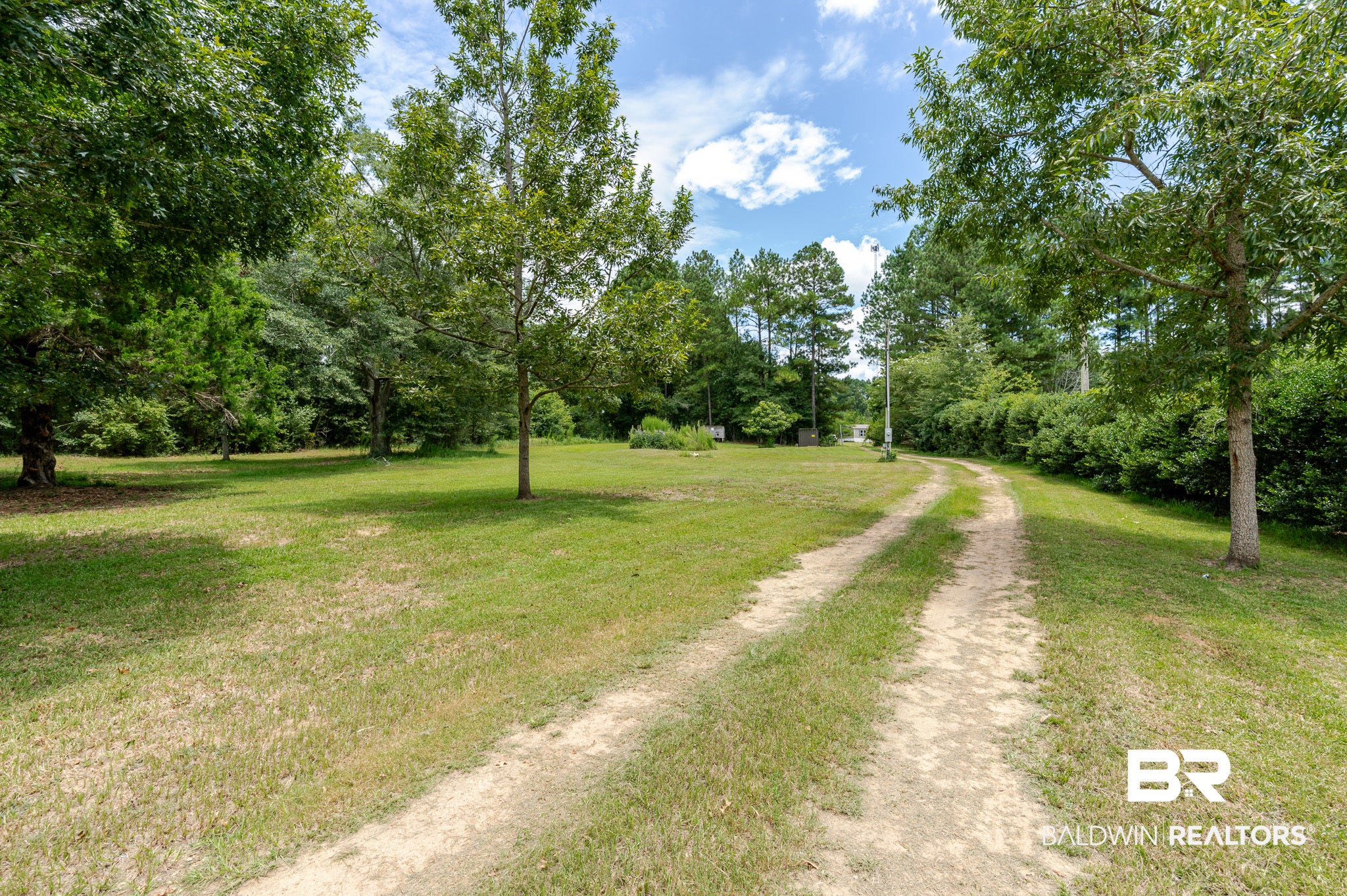 24832 Burgett Ln, Robertsdale, AL 36567 photo