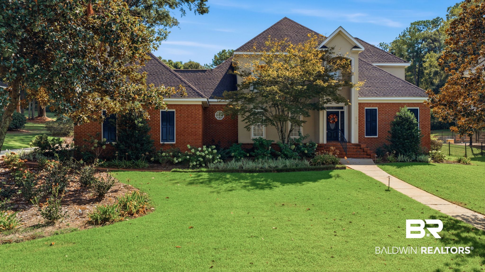 102 Clubhouse Dr, Fairhope, AL 36532