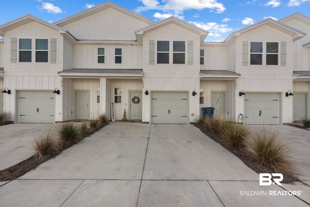 4008 Blue Water Dr, Orange Beach, AL 36561