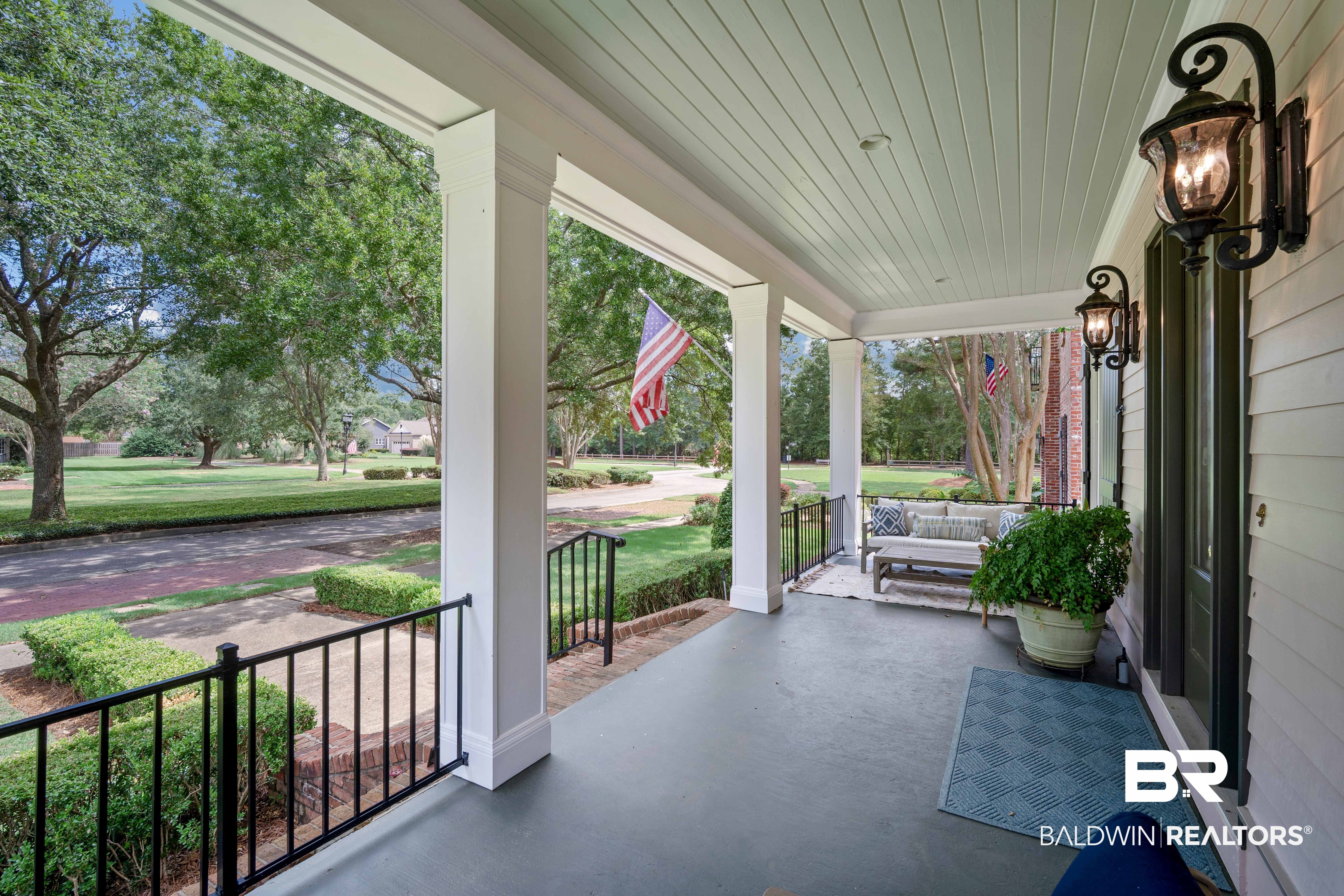 105 Savannah Sq, Fairhope, AL 36532 photo