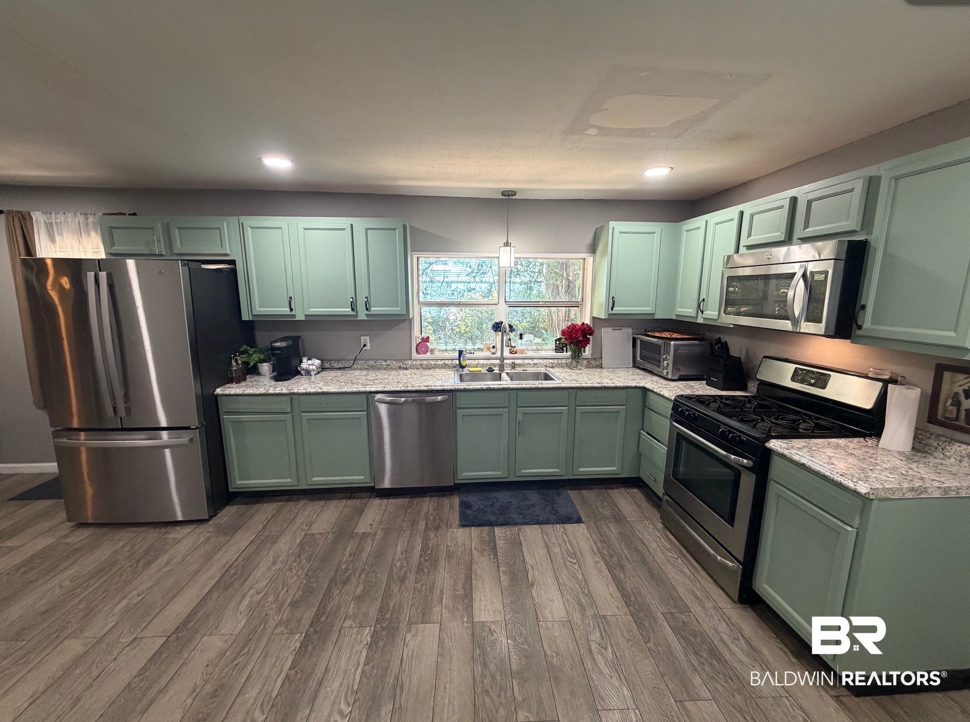 906 N Cedar St, Foley, AL 36535 photo