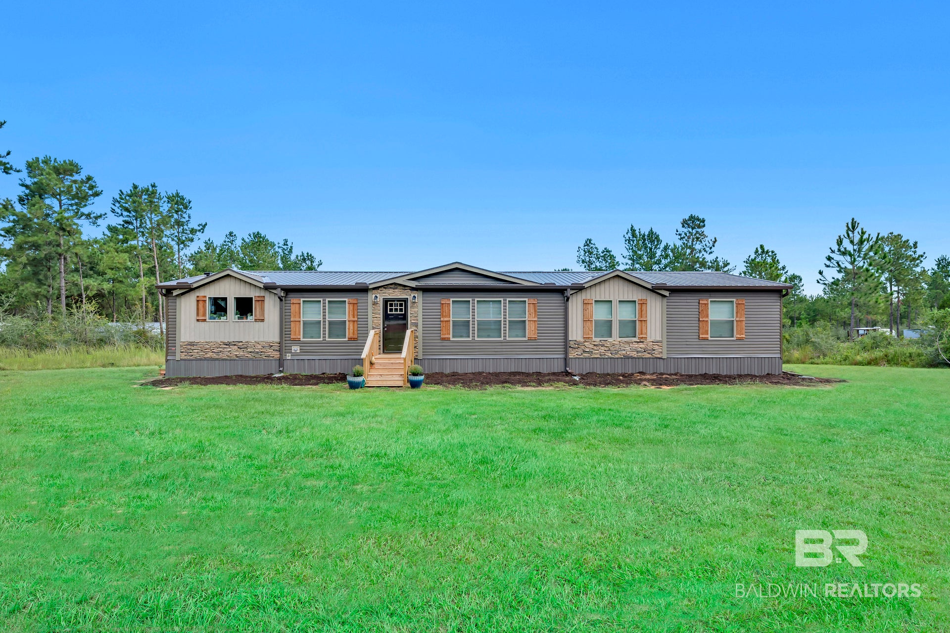 26641 Linholm Rd, Robertsdale, AL 36567 photo