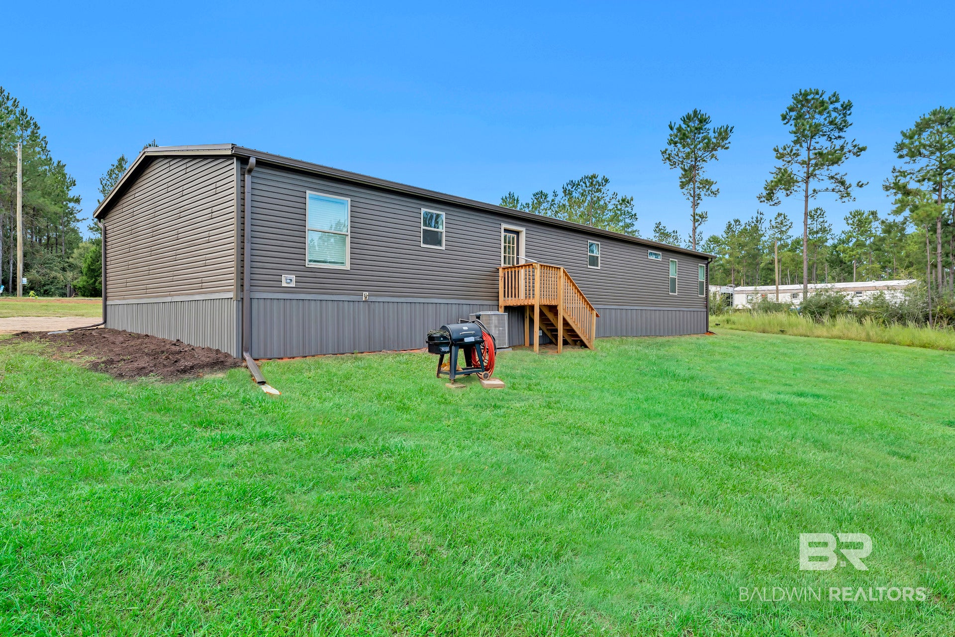 26641 Linholm Rd, Robertsdale, AL 36567 photo