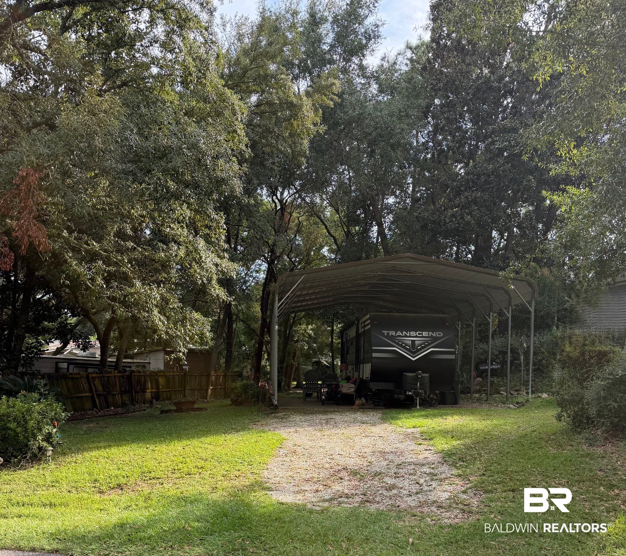604 Buena Vista Dr, Lillian, AL 36549