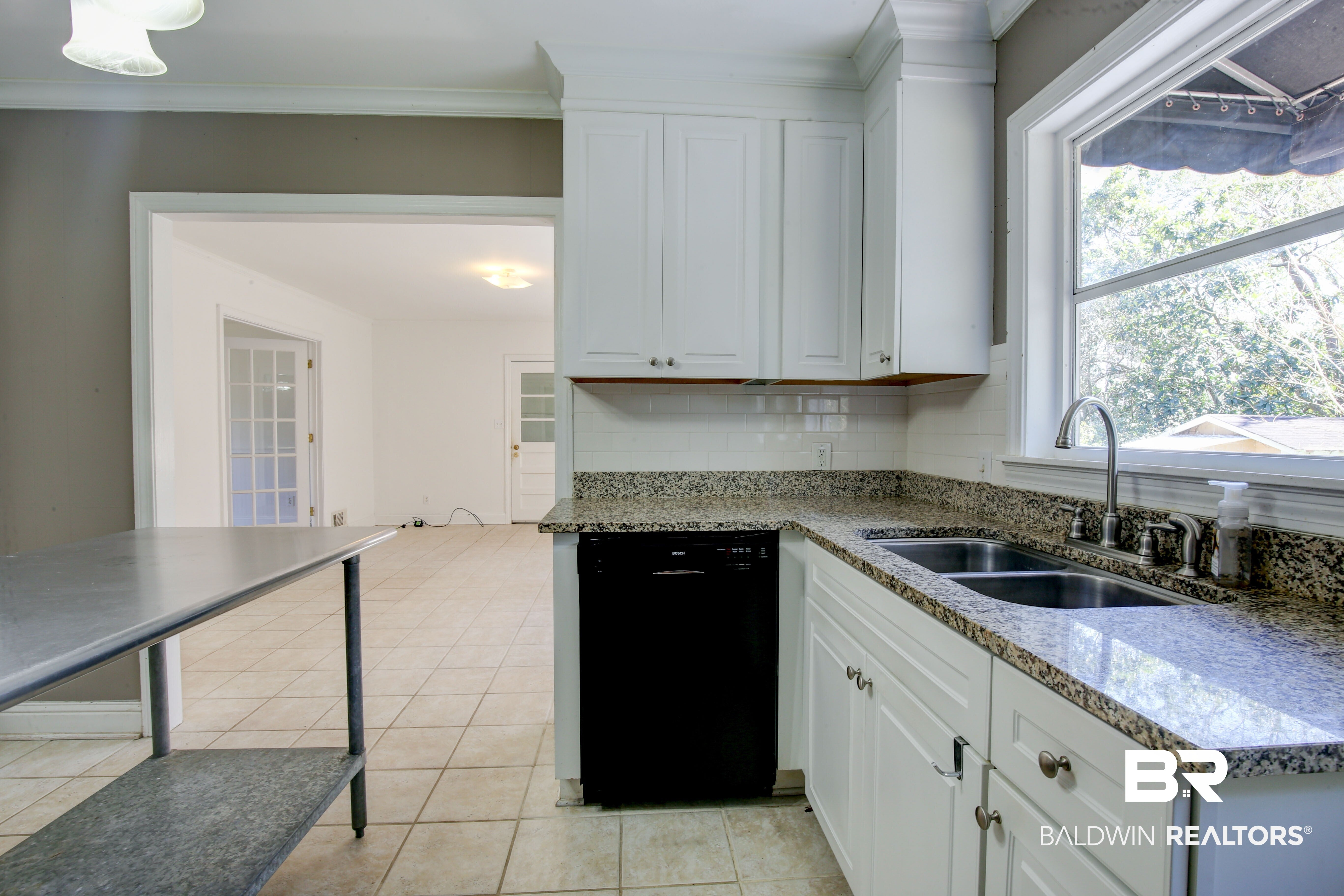 602 Gayfer Ave, Fairhope, AL 36532 photo