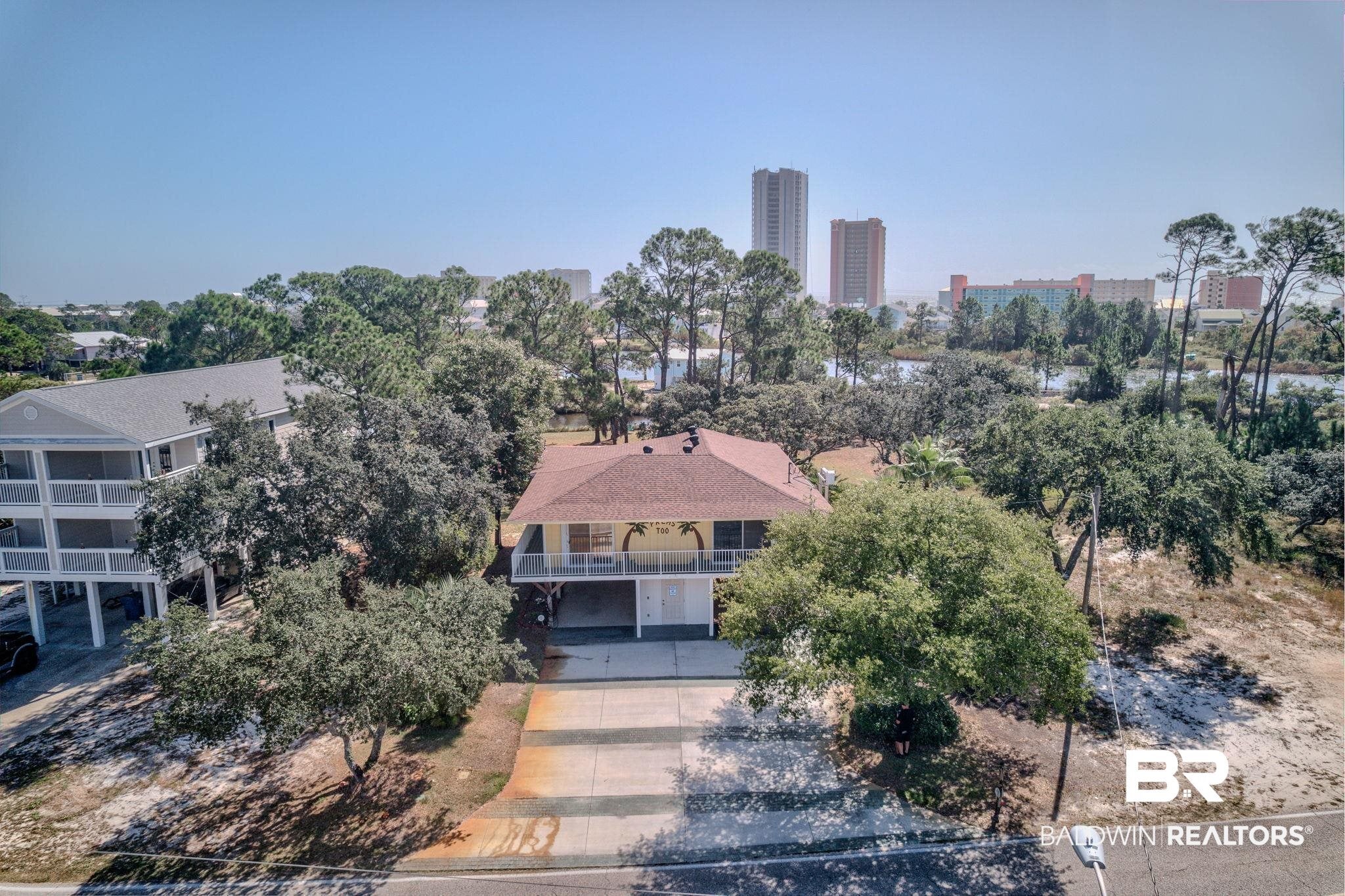 521 Windmill Ridge Rd, Gulf Shores, AL 36542