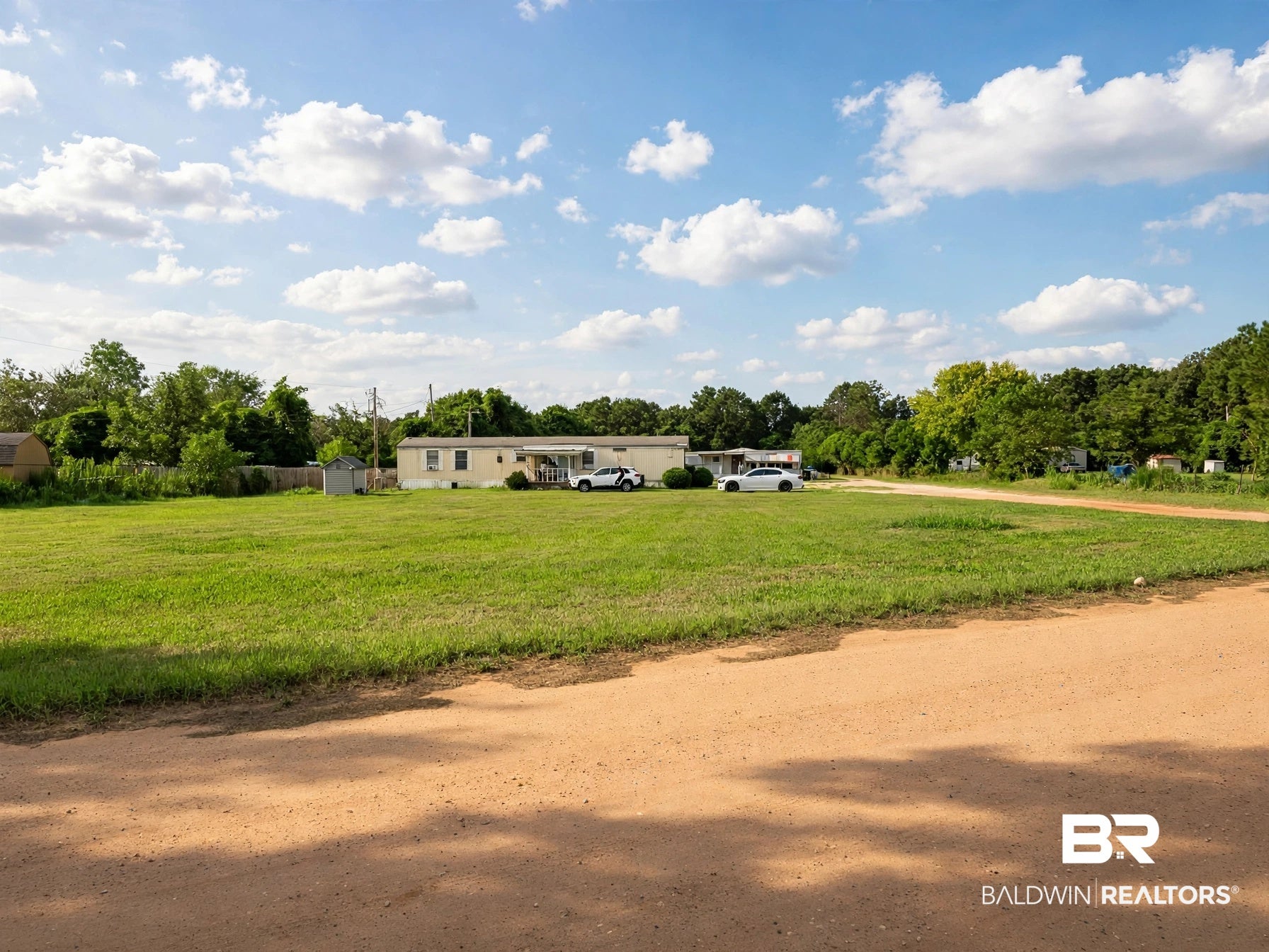 11117 Weeks Rd, Foley, AL 36535