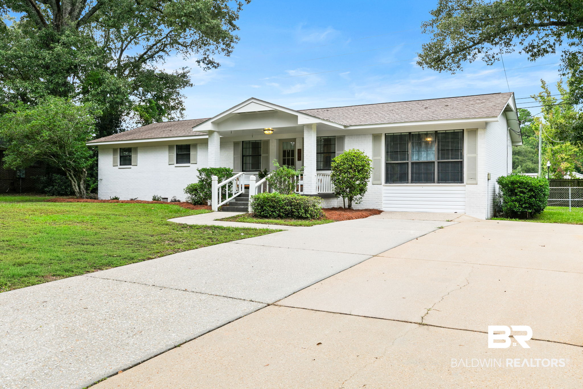 105 Sara Ave, Spanish Fort, AL 36527 photo