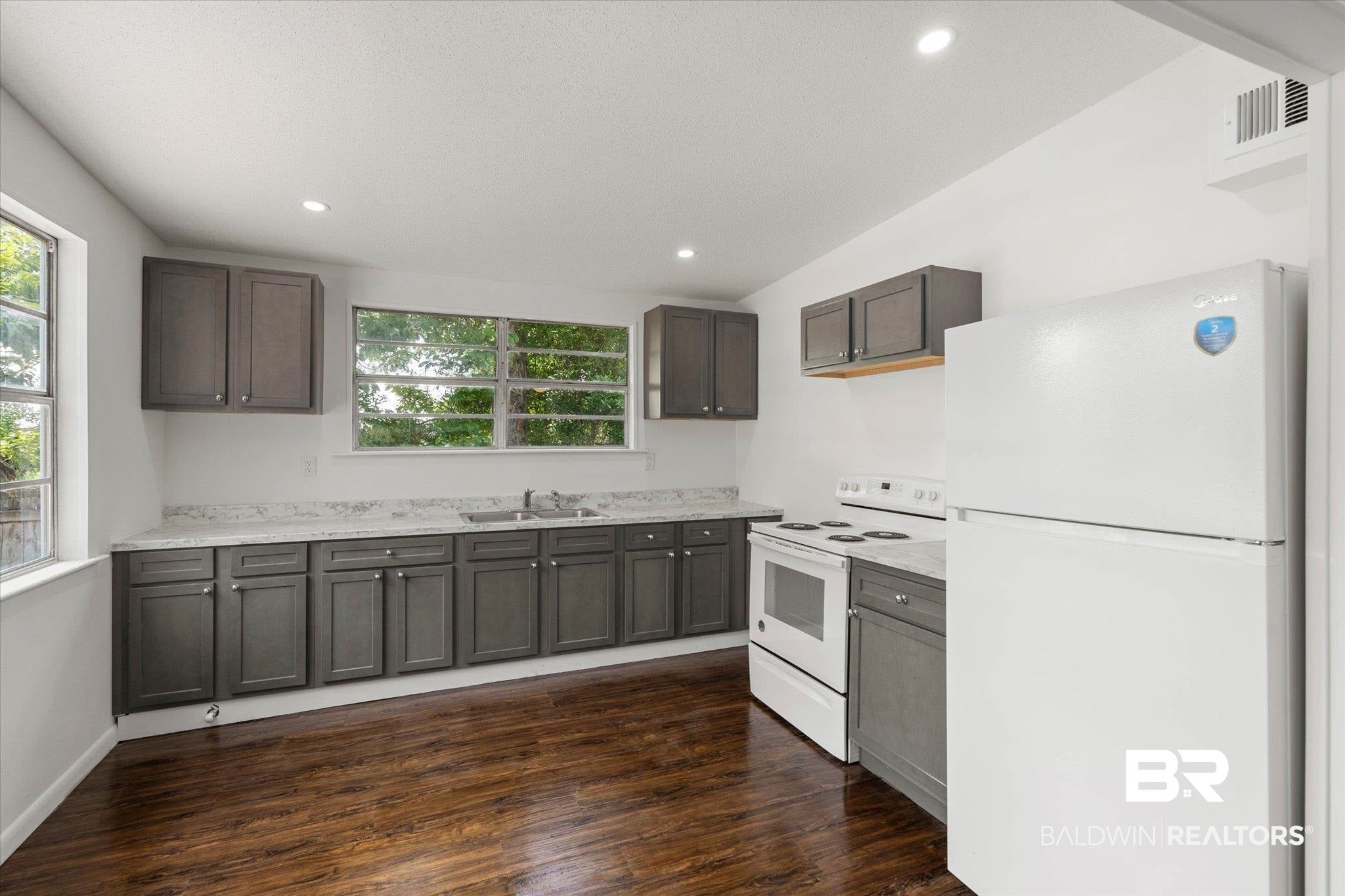 15777 Renee Marie Dr, Gulf Shores, AL 36542 photo