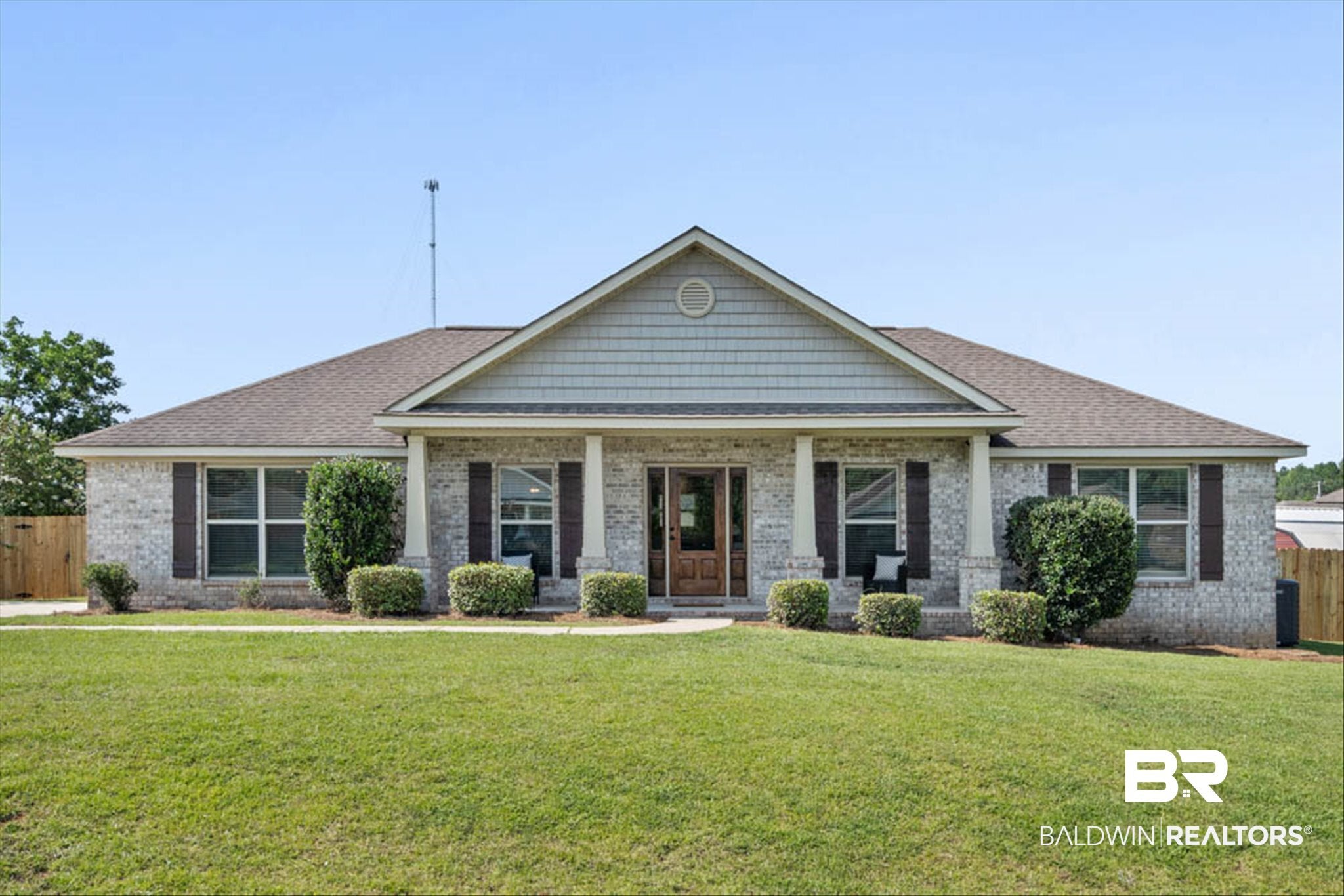 18813 Canvasback Dr, Loxley, AL 36551