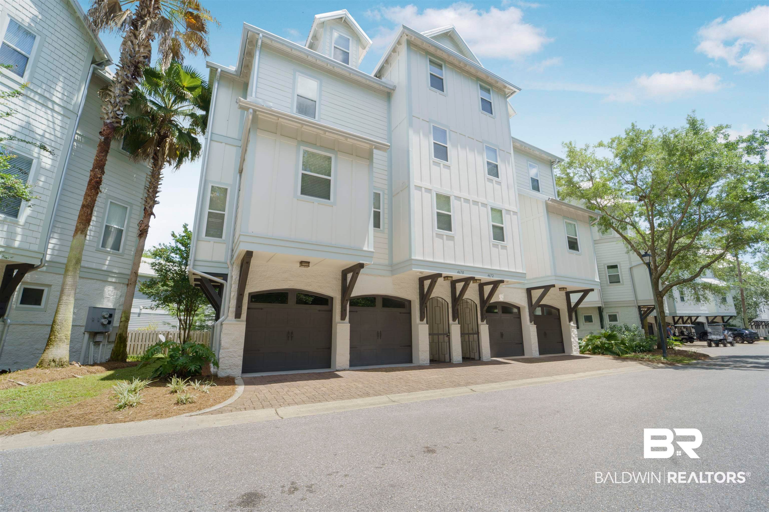 4670 Grander Ct, Orange Beach, AL 36561