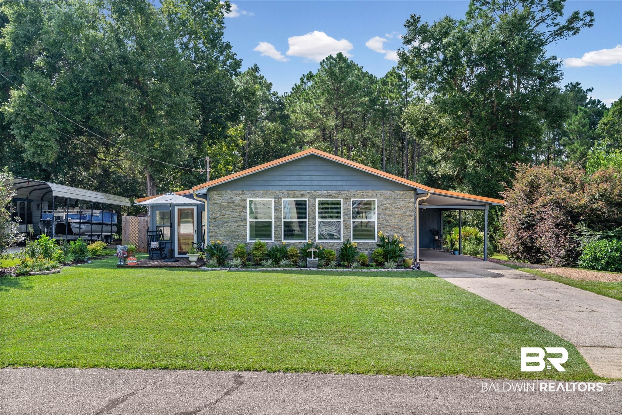 1222 Chagrin Dr, Lillian, AL 36549 photo