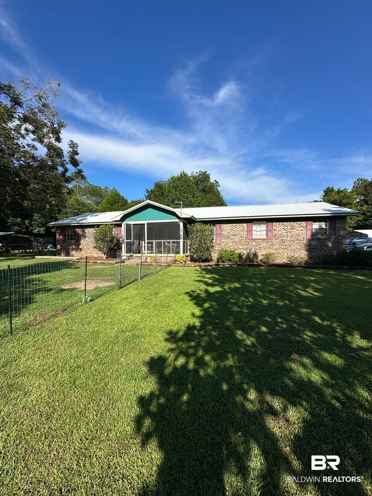 30385 State St, Elberta, AL 36530