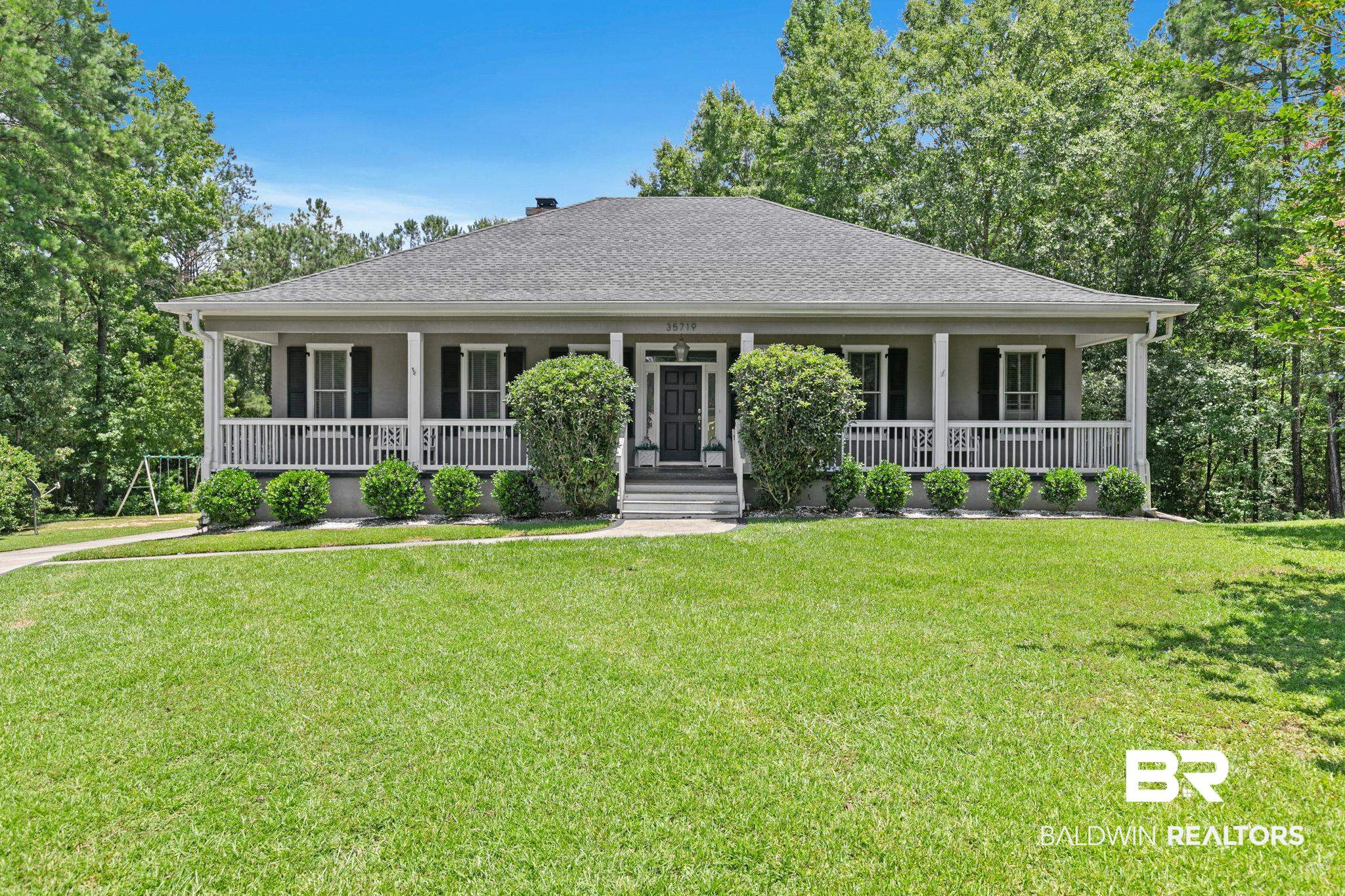 35719 Delvan Ln, Bay Minette, AL 36507