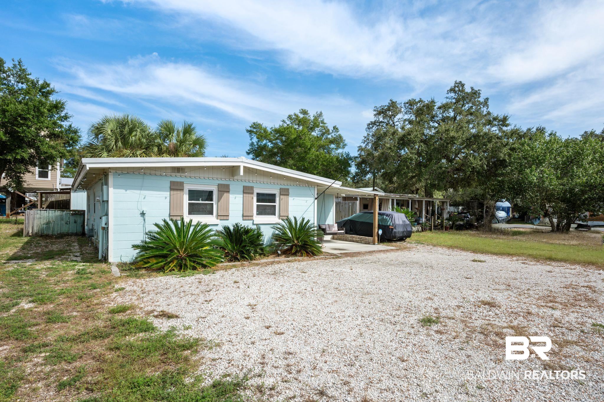 5674 Armadillo Ave, Orange Beach, AL 36561