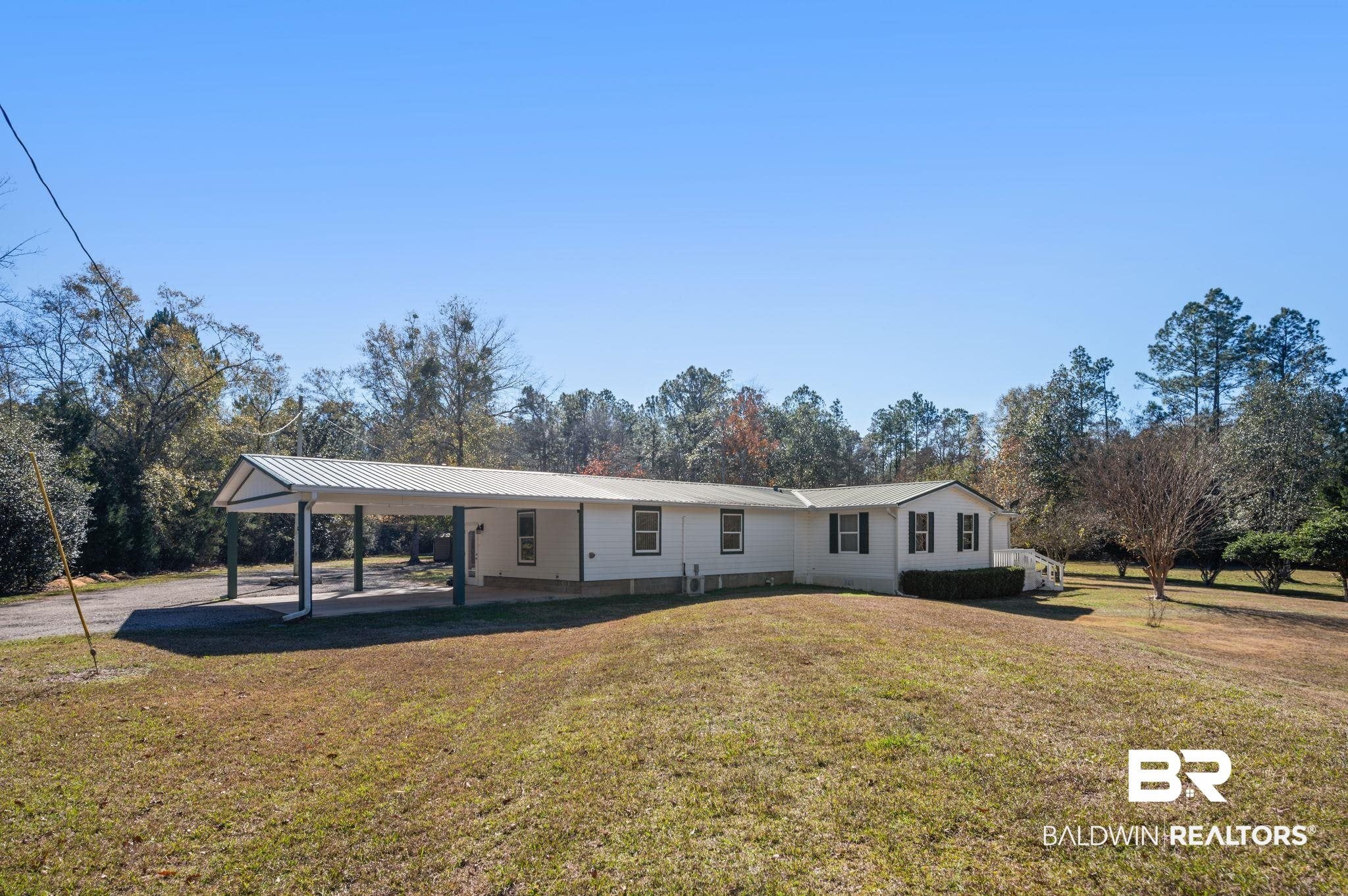 24120 Patterson Rd, Robertsdale, AL 36567