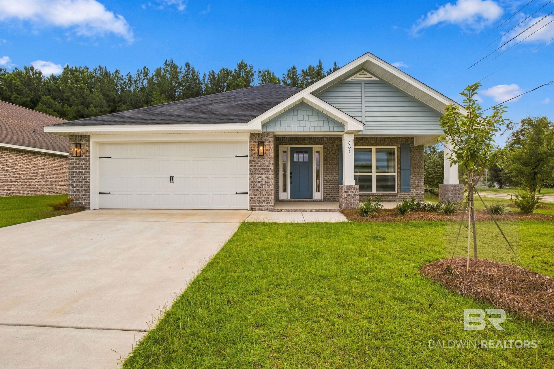 604 Mayflower Dr, Foley, AL 36535