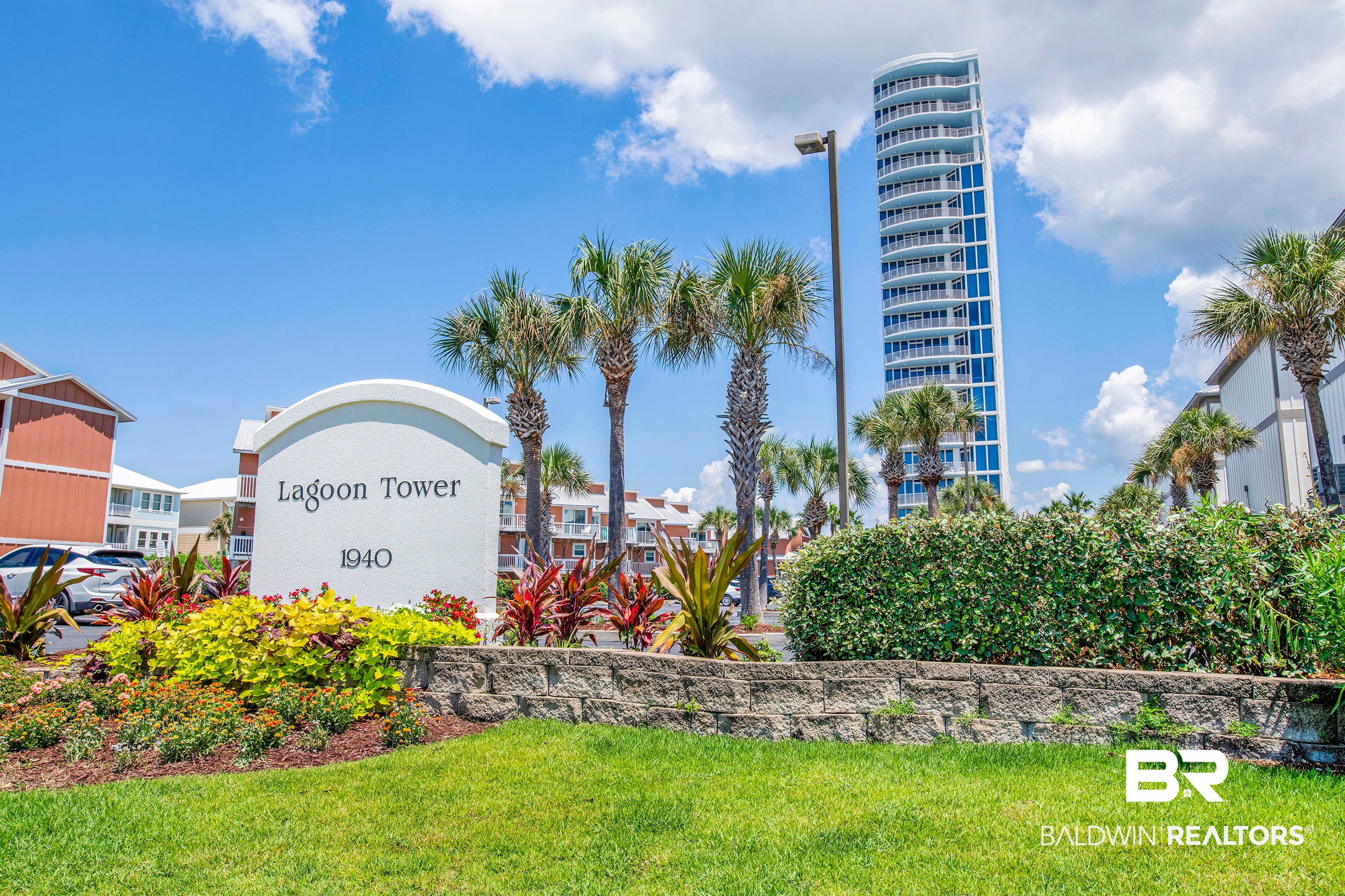 1940 W Beach Blvd #APARTMENT 301, Gulf Shores, AL 36542 photo