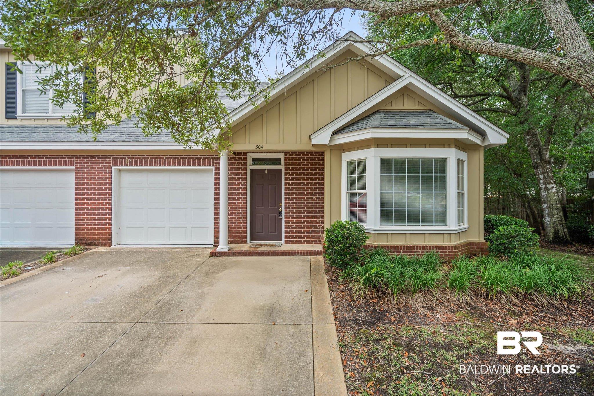 430 Fort Morgan Rd, Gulf Shores, AL 36542