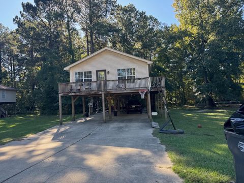 Single Family Residence in Hattiesburg MS 411 Sam Rayburn Dr..jpg