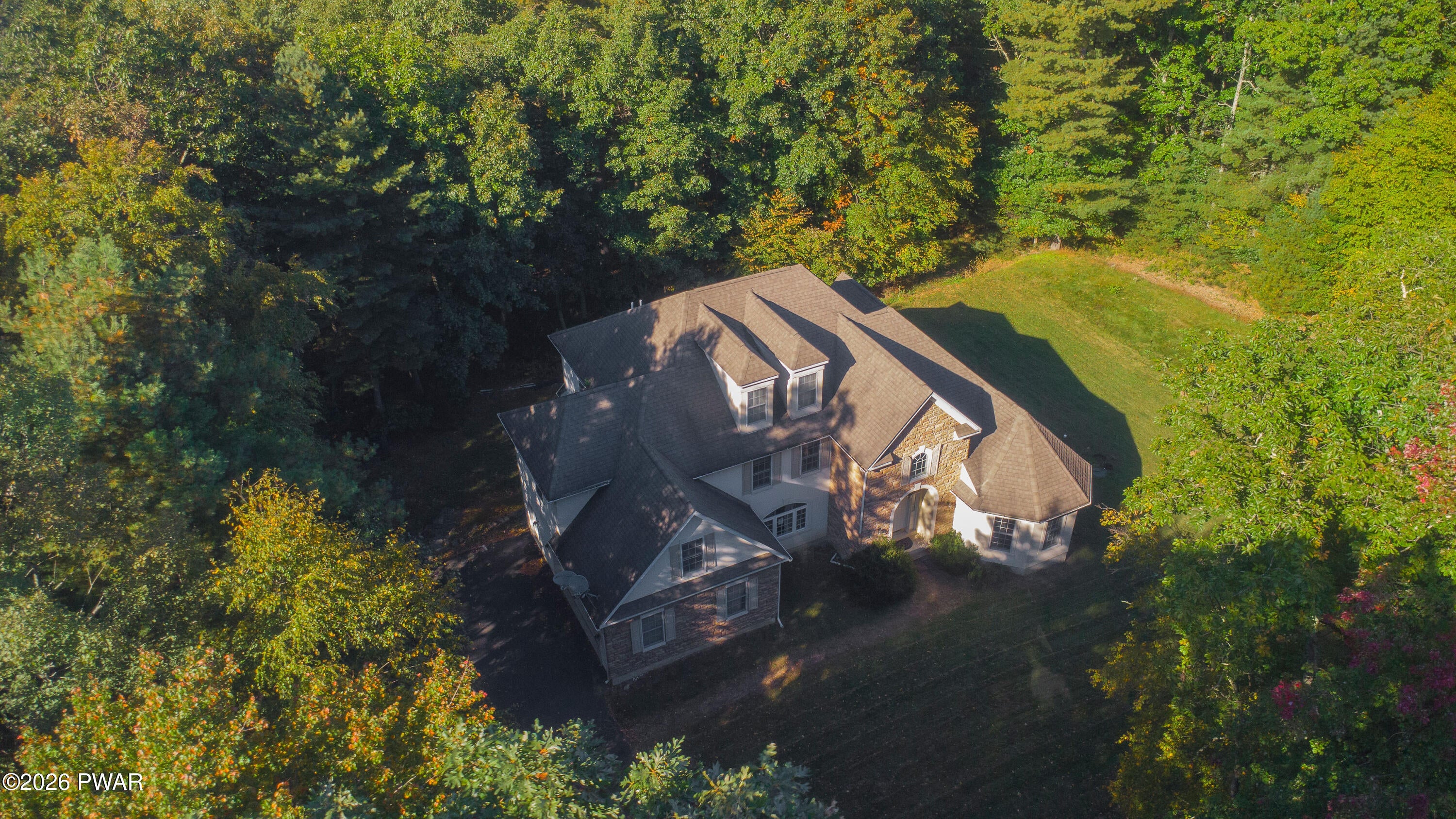371 Joanne Ct, Bartonsville, PA 18321 photo