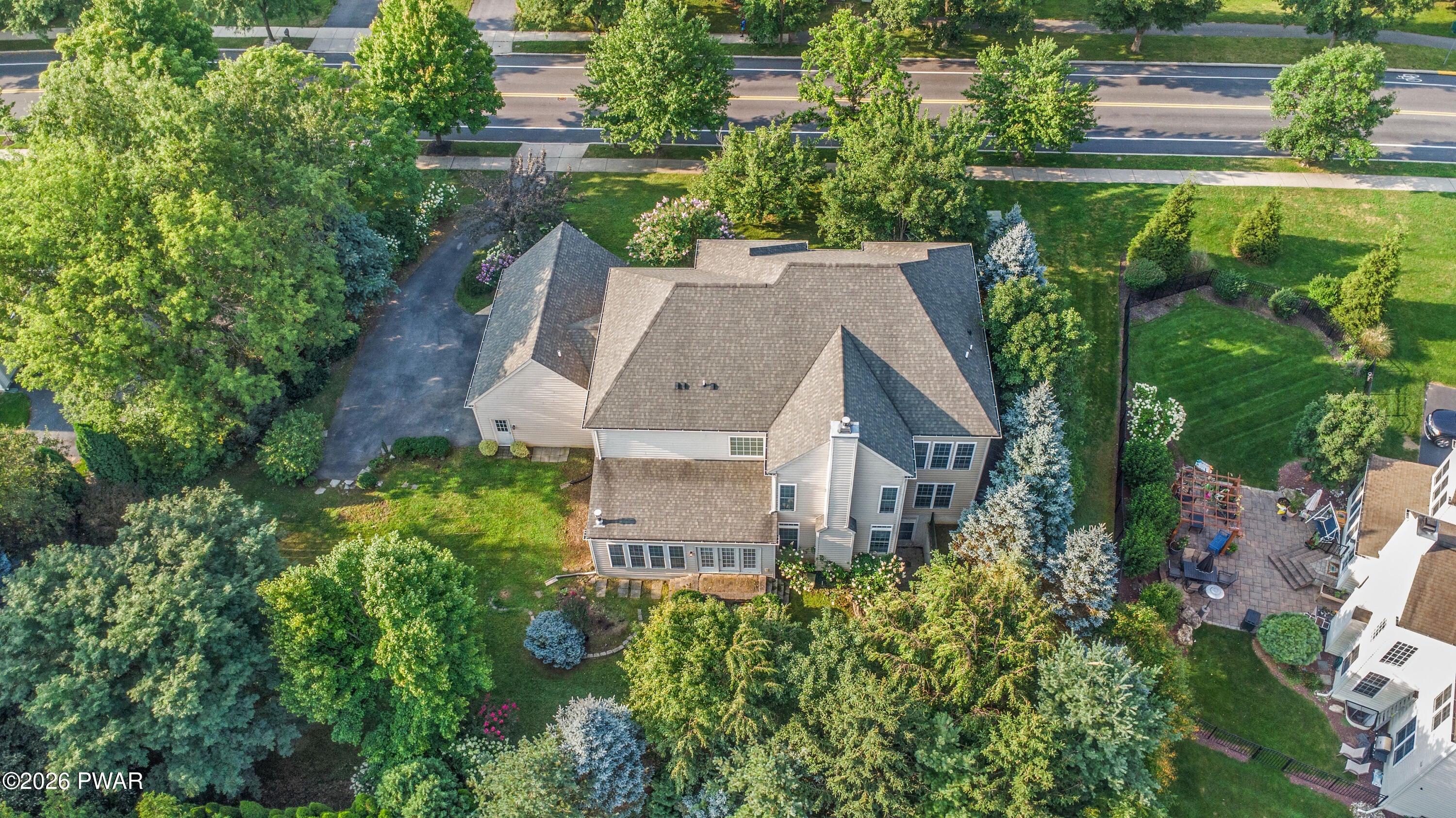 6572 Sauerkraut Ln, Macungie, PA 12603 photo