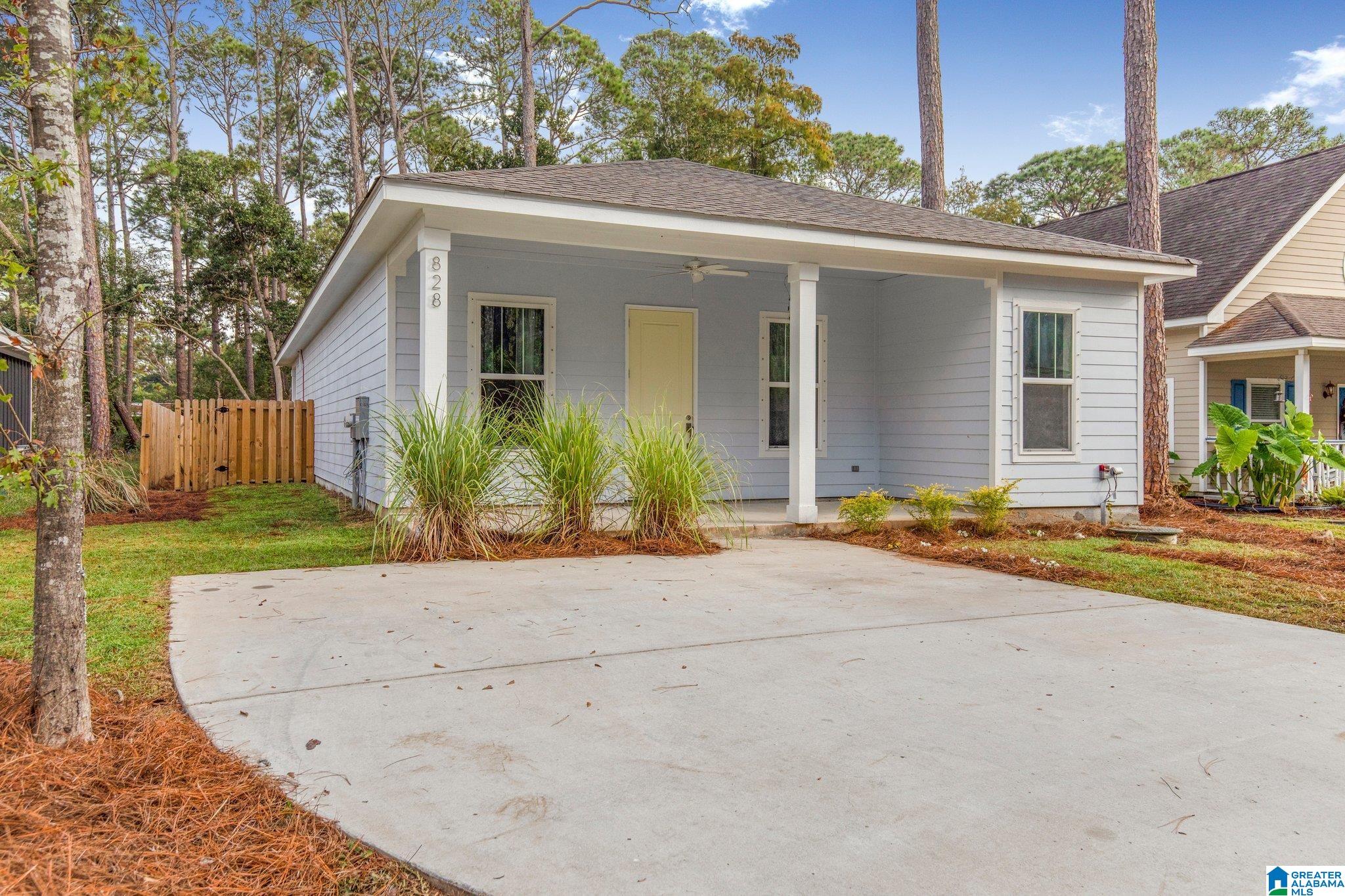 828 E 22nd Ave, Gulf Shores, AL 36542 photo