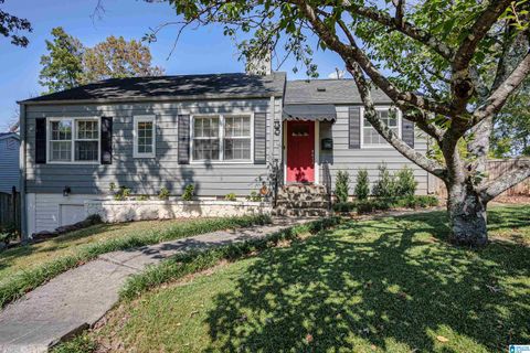 Single Family Residence in BIRMINGHAM AL 2748 Milner Court.jpg