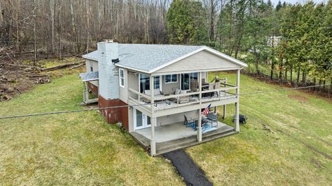 Single Family Residence in Other NY 6186 Reservoir Road.jpg