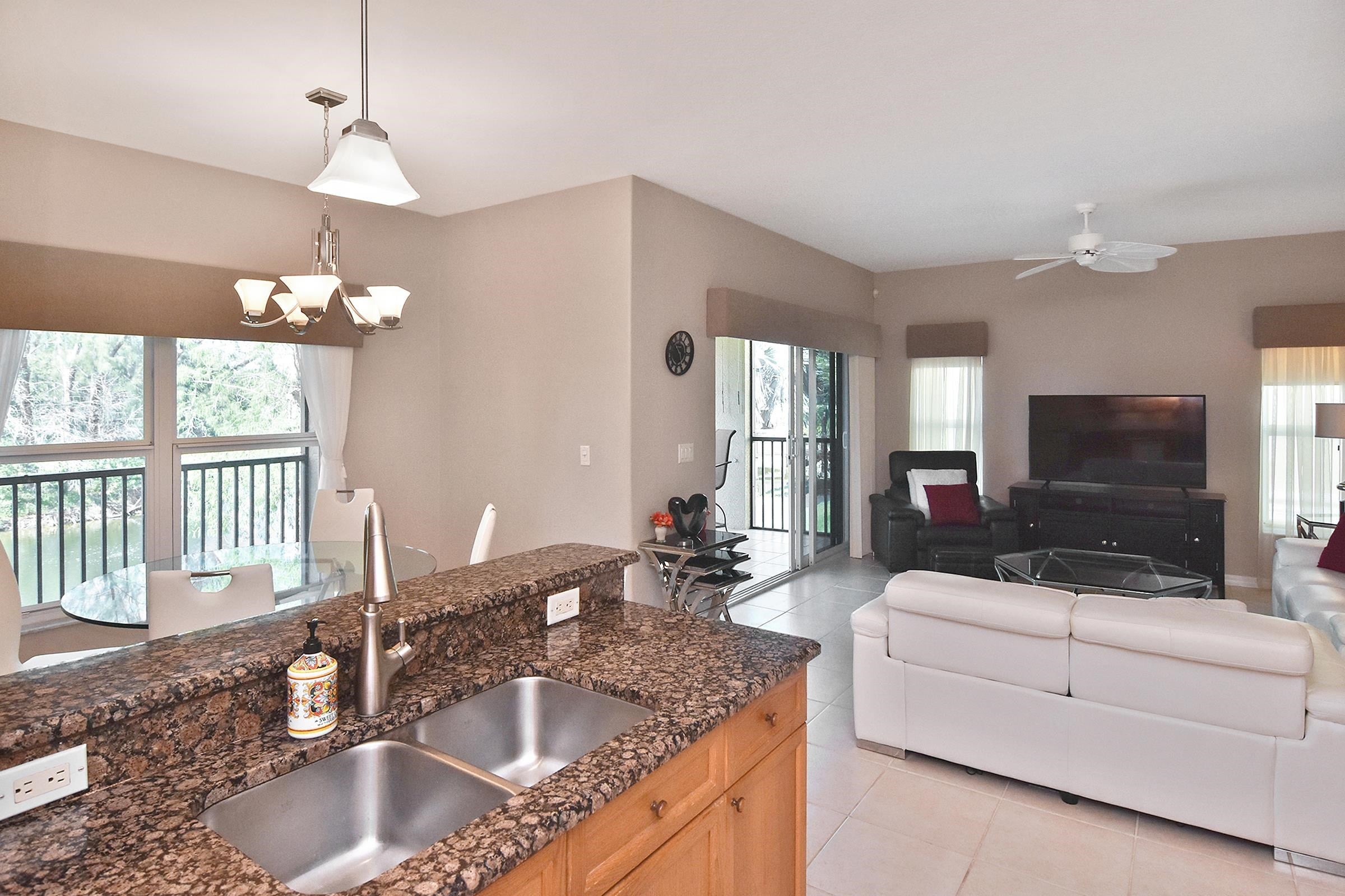 10021 Lake Cv #101, Fort Myers, FL 33908 photo