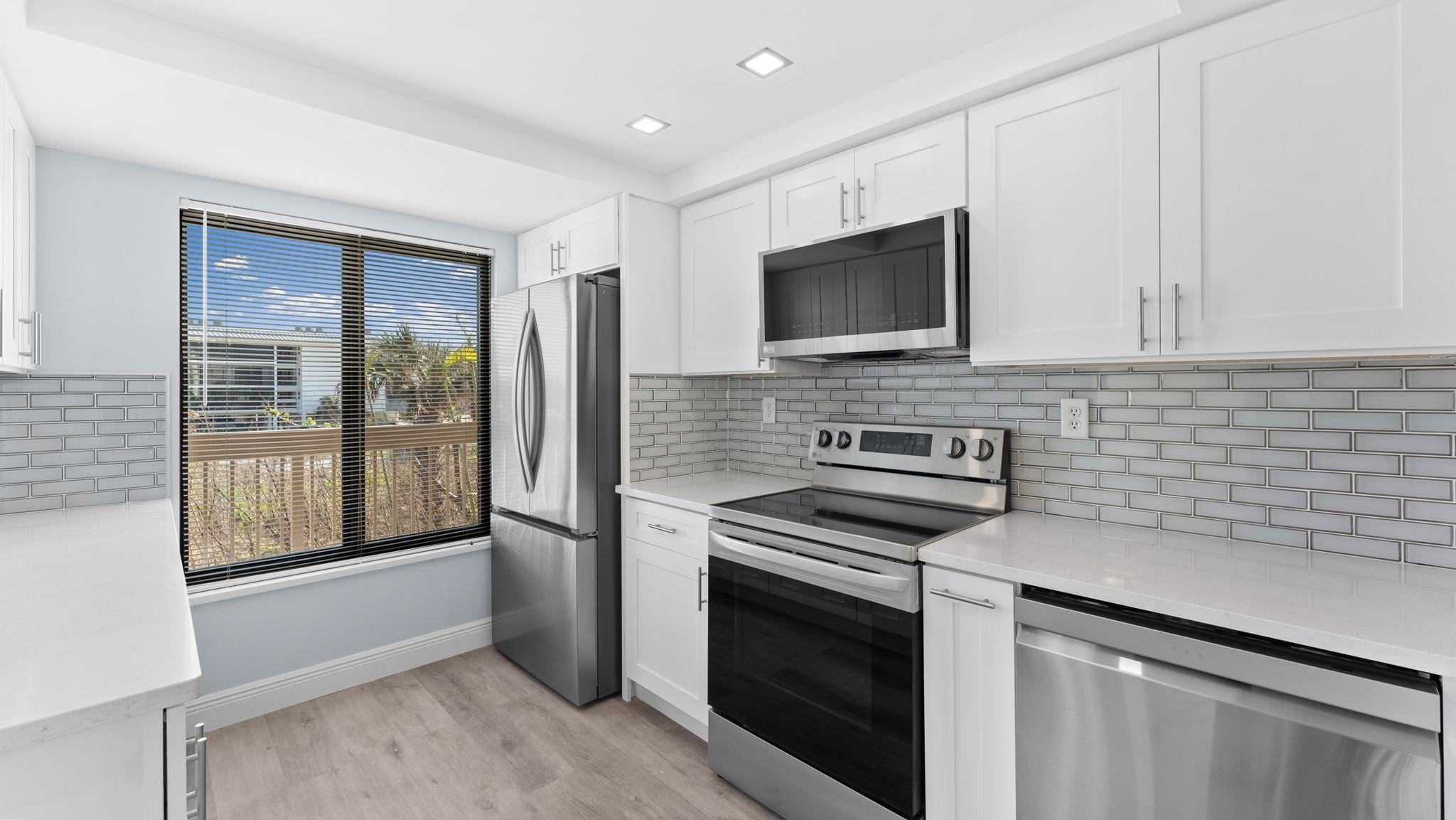 2777 W Gulf Dr #104, Sanibel, FL 33957 photo