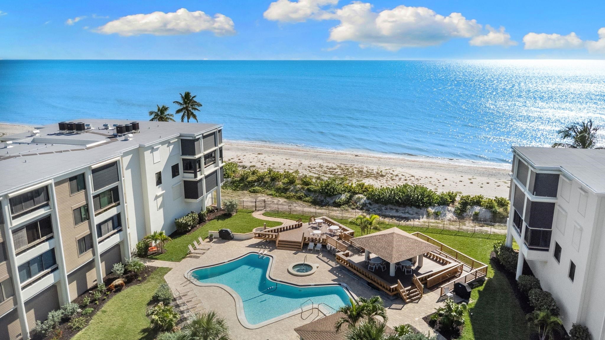 2777 Gulf Dr, Sanibel, FL 33957