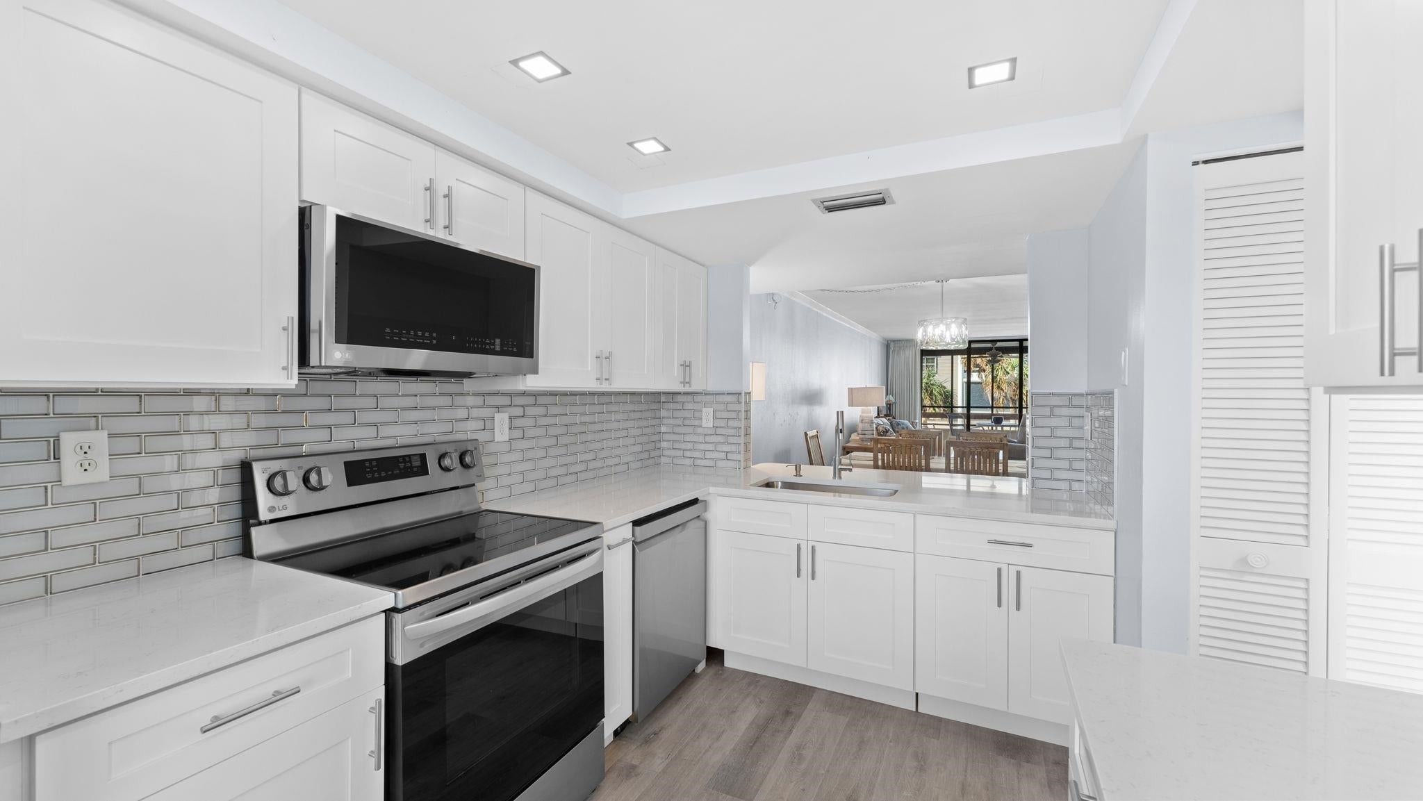 2777 W Gulf Dr #104, Sanibel, FL 33957 photo