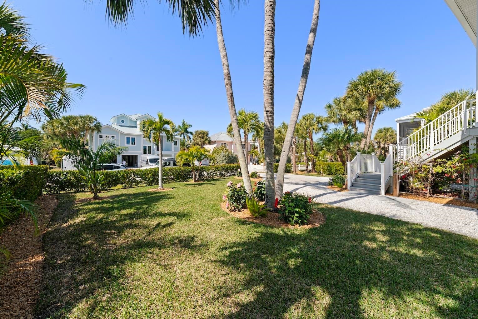 1360 Jamaica Dr, Sanibel, FL 33957 photo