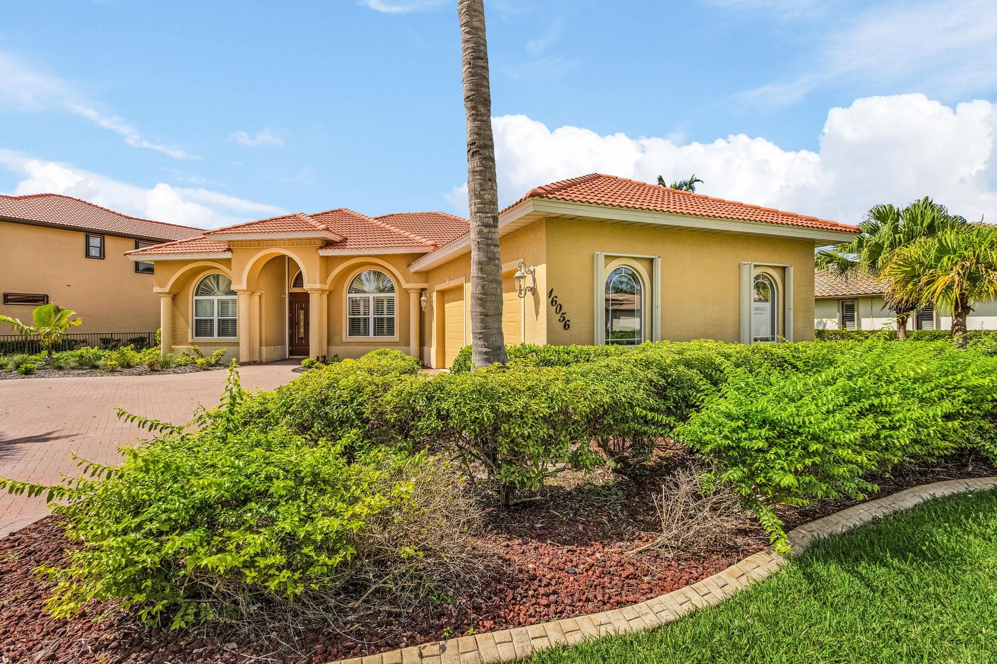 16056 Waterleaf Ln, Fort Myers, FL 33908 photo