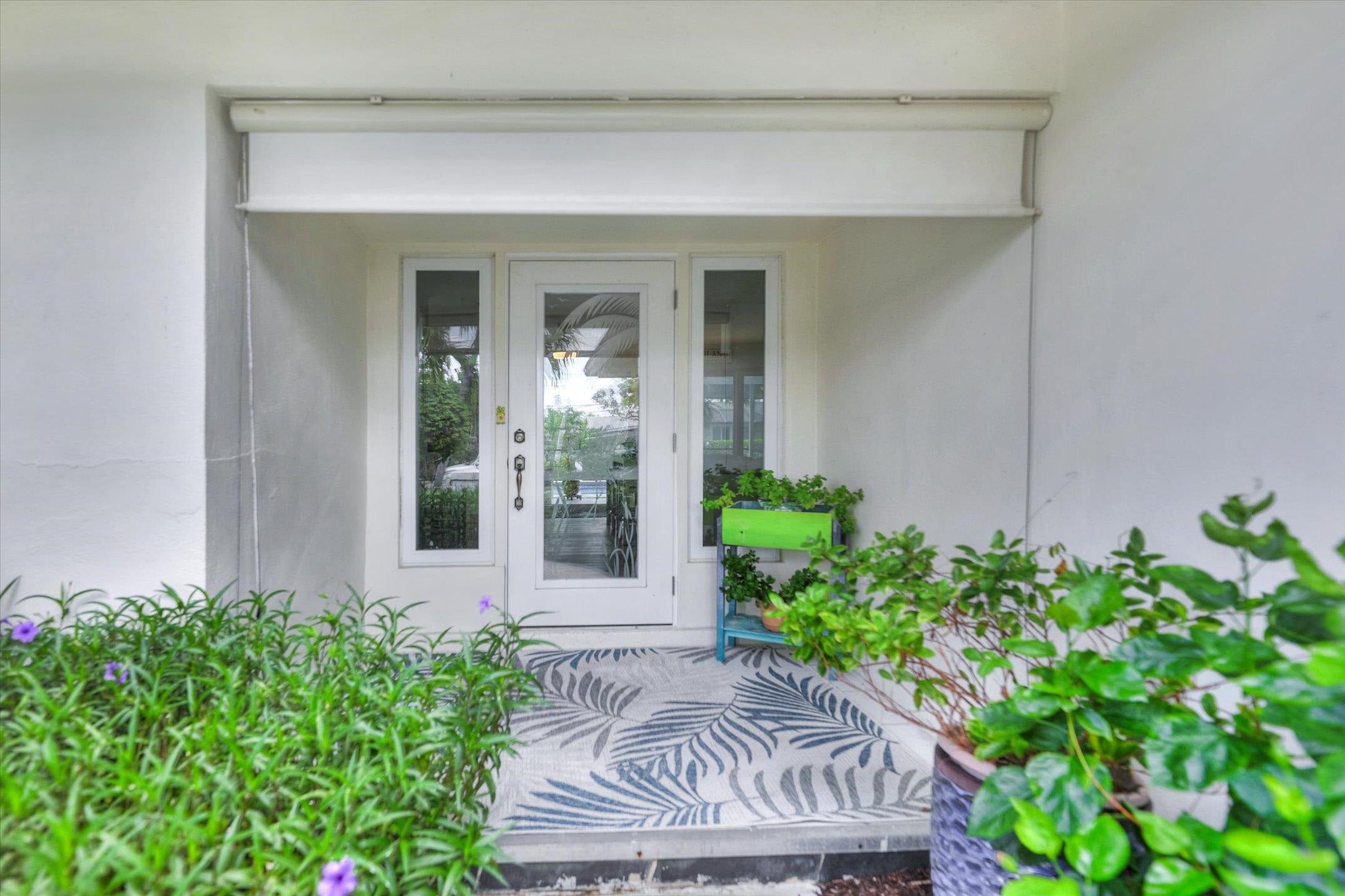 930 Lindgren Blvd, Sanibel, FL 33957 photo