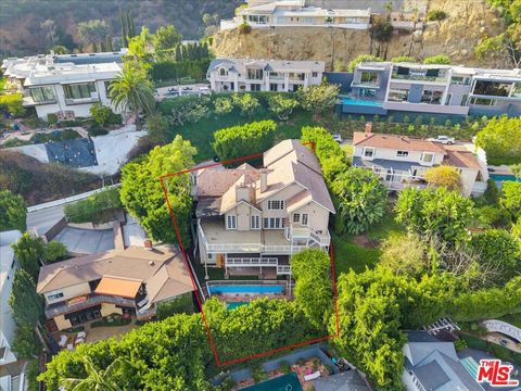 Single Family Residence in Los Angeles CA 1478 Sunset Plaza Drive.jpg