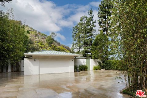  in Los Angeles CA 1726 Stone Canyon Road.jpg